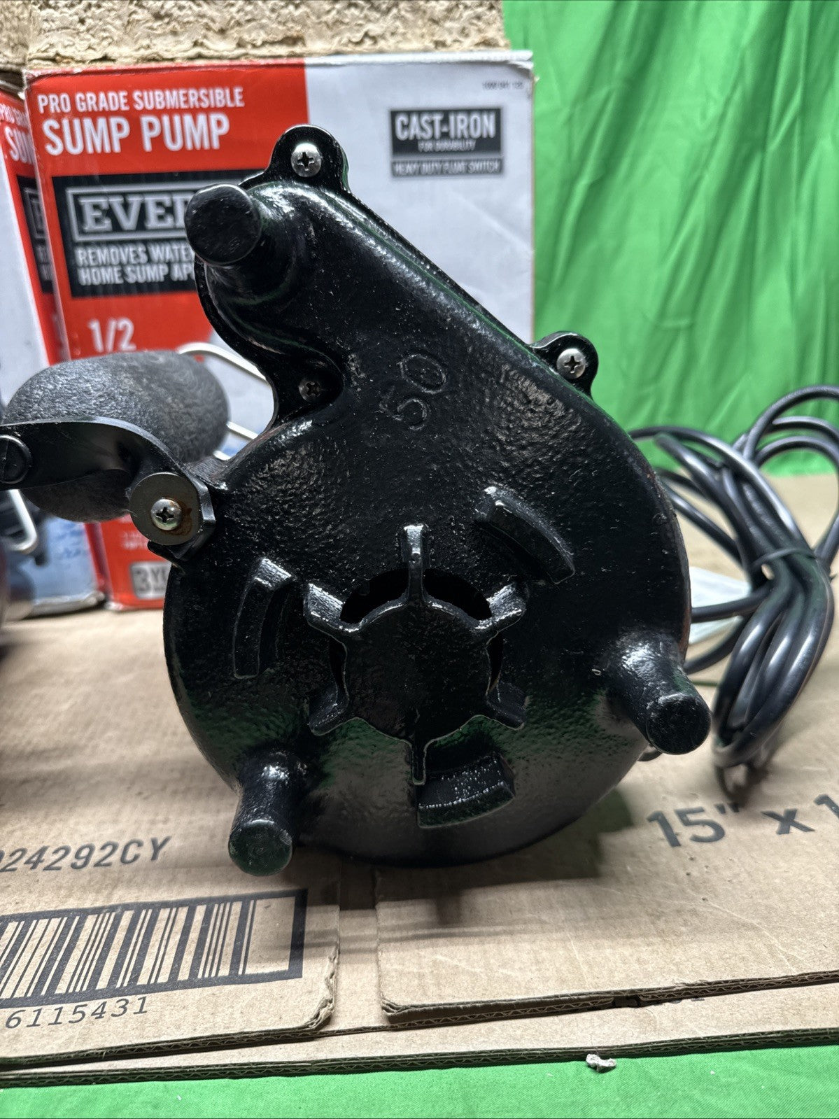 Everbilt 1/2 HP Cast Iron Sump Pump Model # HDS50 NOB