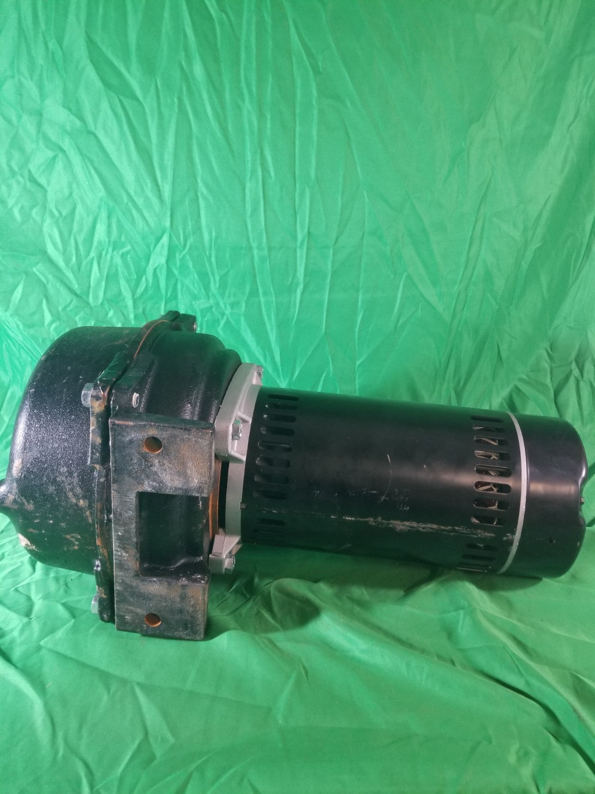 Wayne 1-1/2 HP Cast Iron Quick-Prime Lawn-Sprinkler Pump