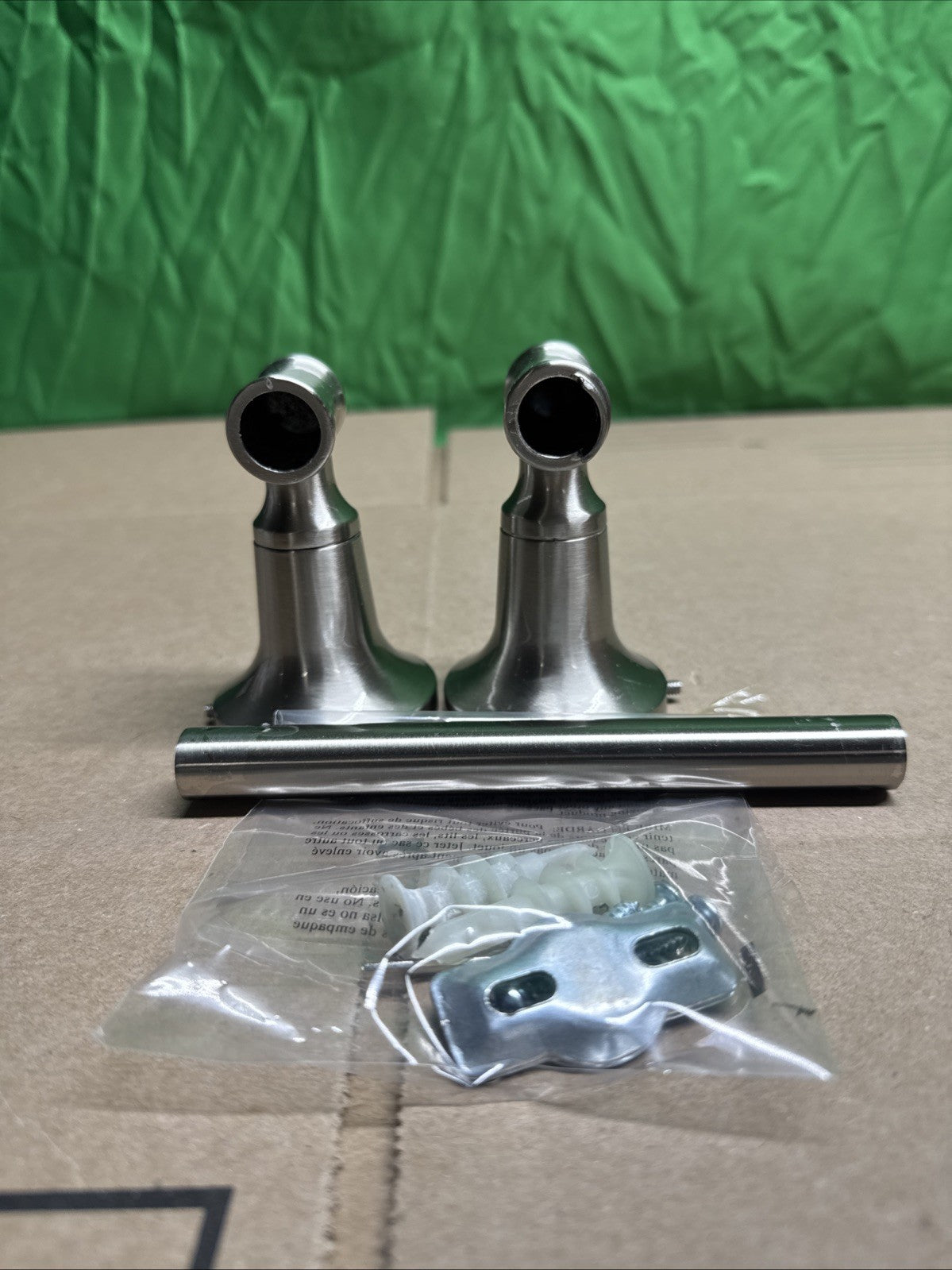 Delta Chamberlain Pivoting Toilet Paper Holder Brushed Nickel CML50-BN