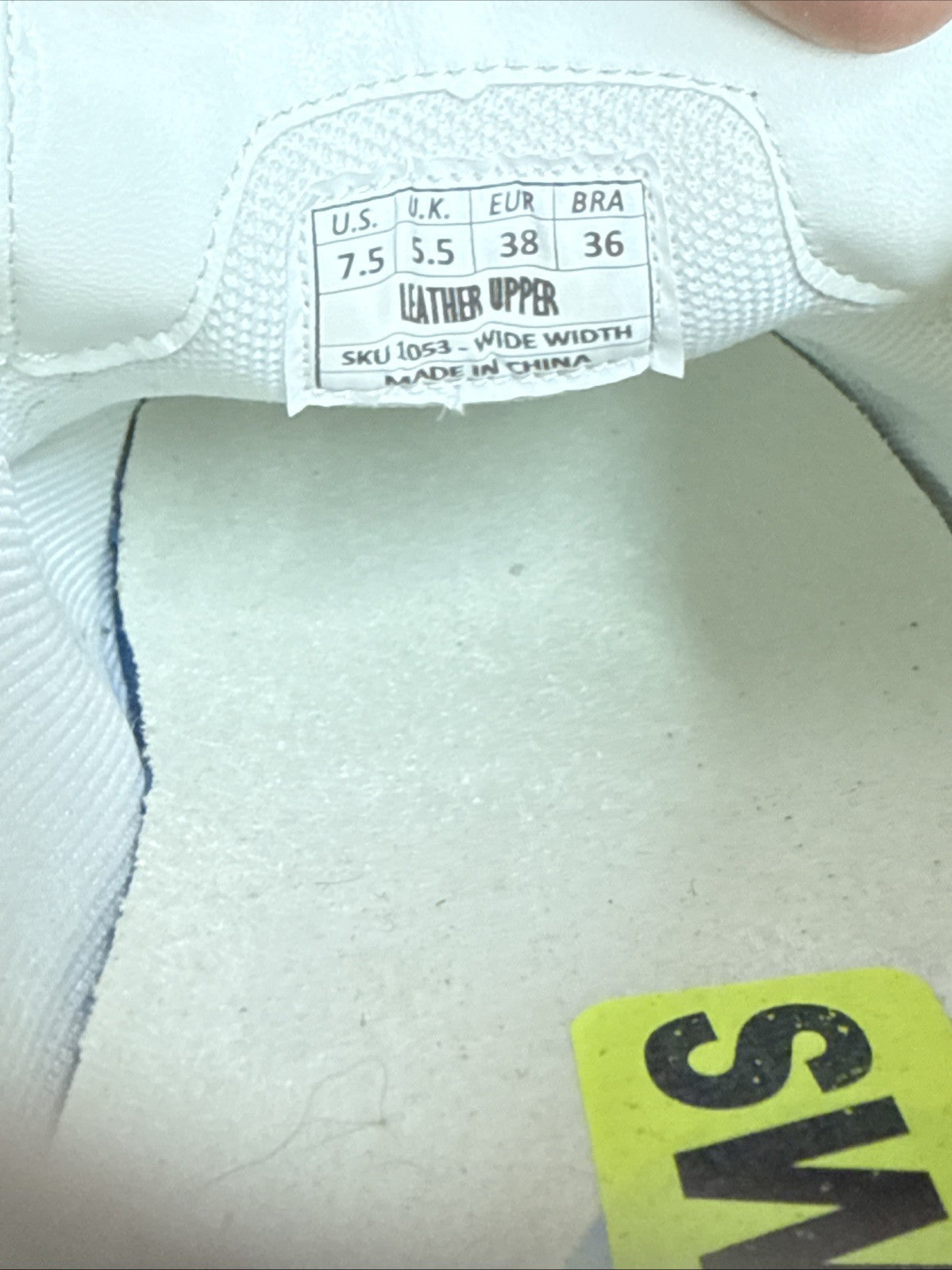 24 HOUR COMFORT Lila Women's 7.5 Wide Width Leather Slip-On Loafers Nurse