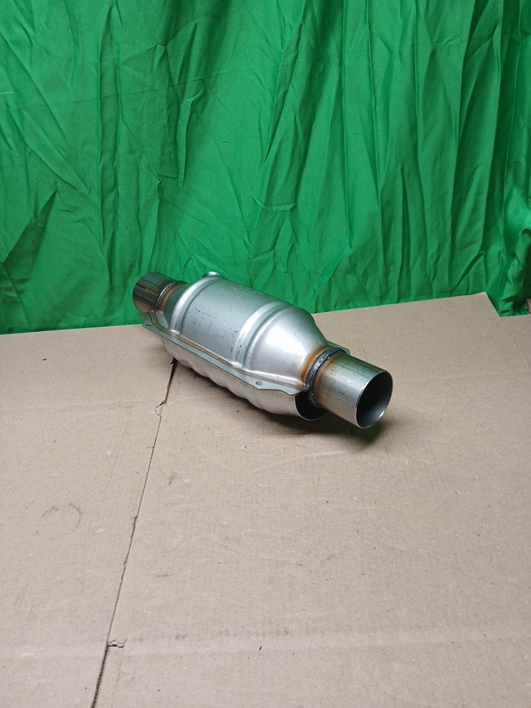 Nilight 2" Inlet/Outlet Catalytic Converter with Heat Shield 2" Universal Cat