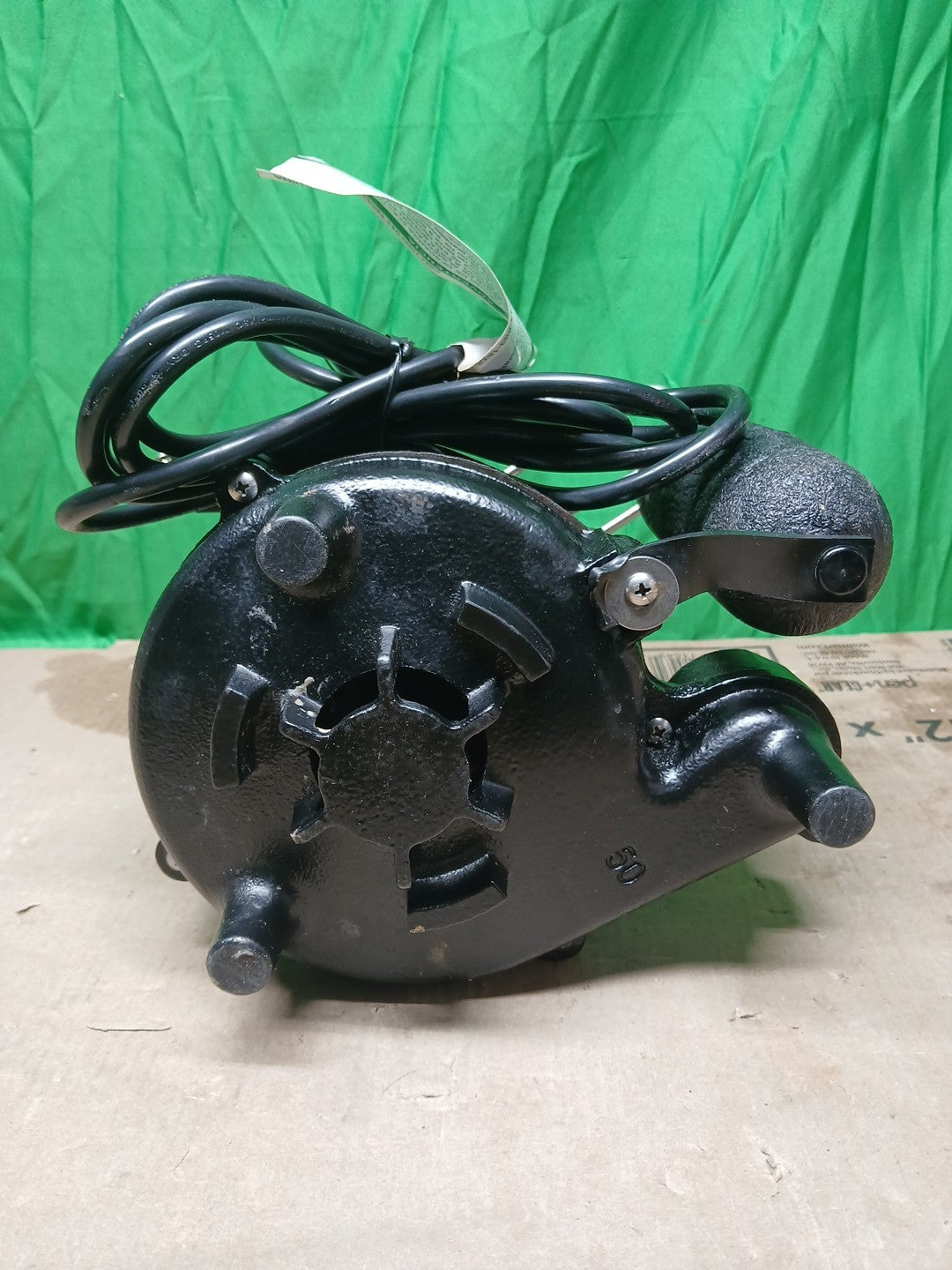 Everbilt 1/2 HP Cast Iron Sump Pump Model # HDS50 USED..