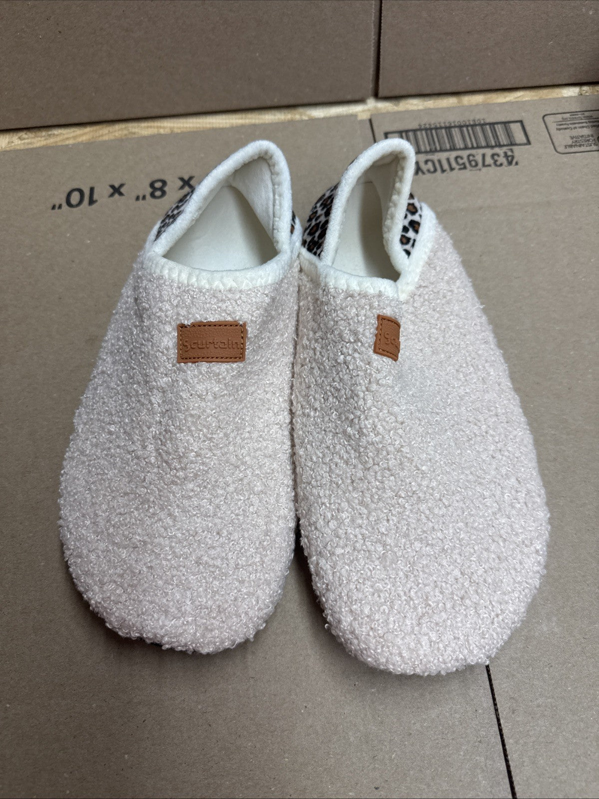 House Slippers for Women Soft-Lightweight Shoes Furry Slippers XL