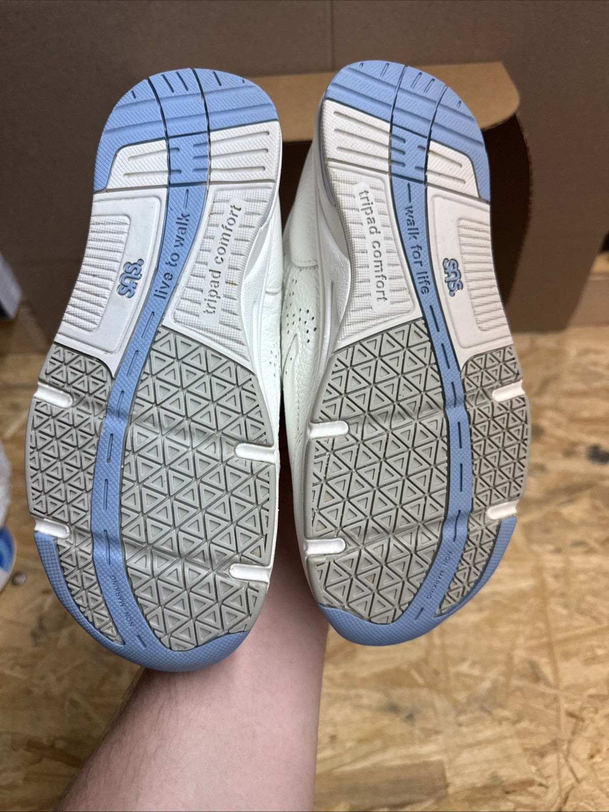 SAS Tour Size 6 M Women Athletic White Blue Leather Sneakers