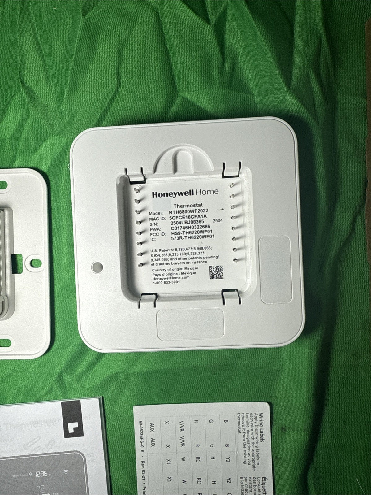 Honeywell T5 WiFi Smart Thermostat RTH8800WF2022 – Open Box