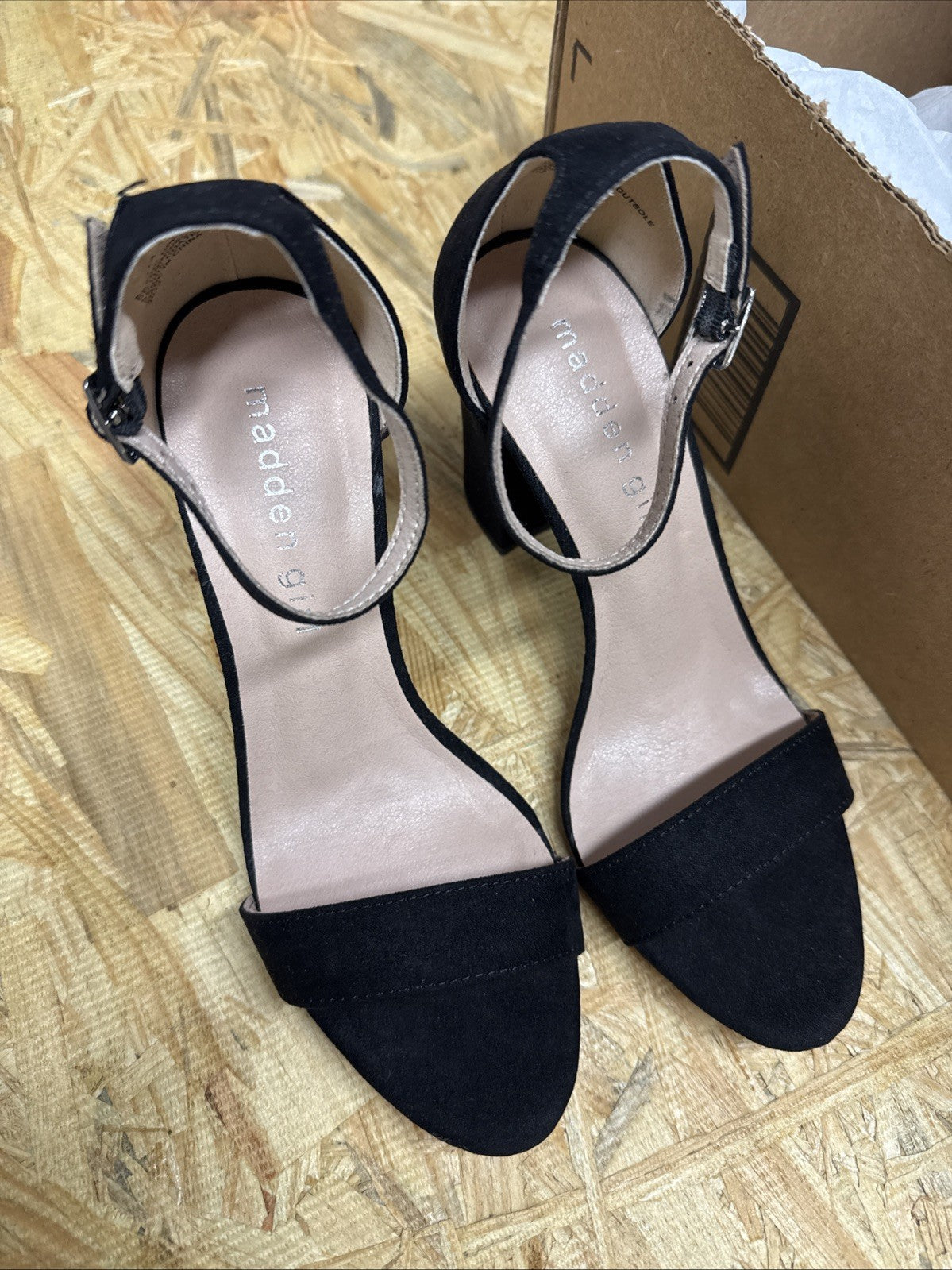 Madden Girl Women's Beella Heeled Sandal, Black Fabric, size 5 M