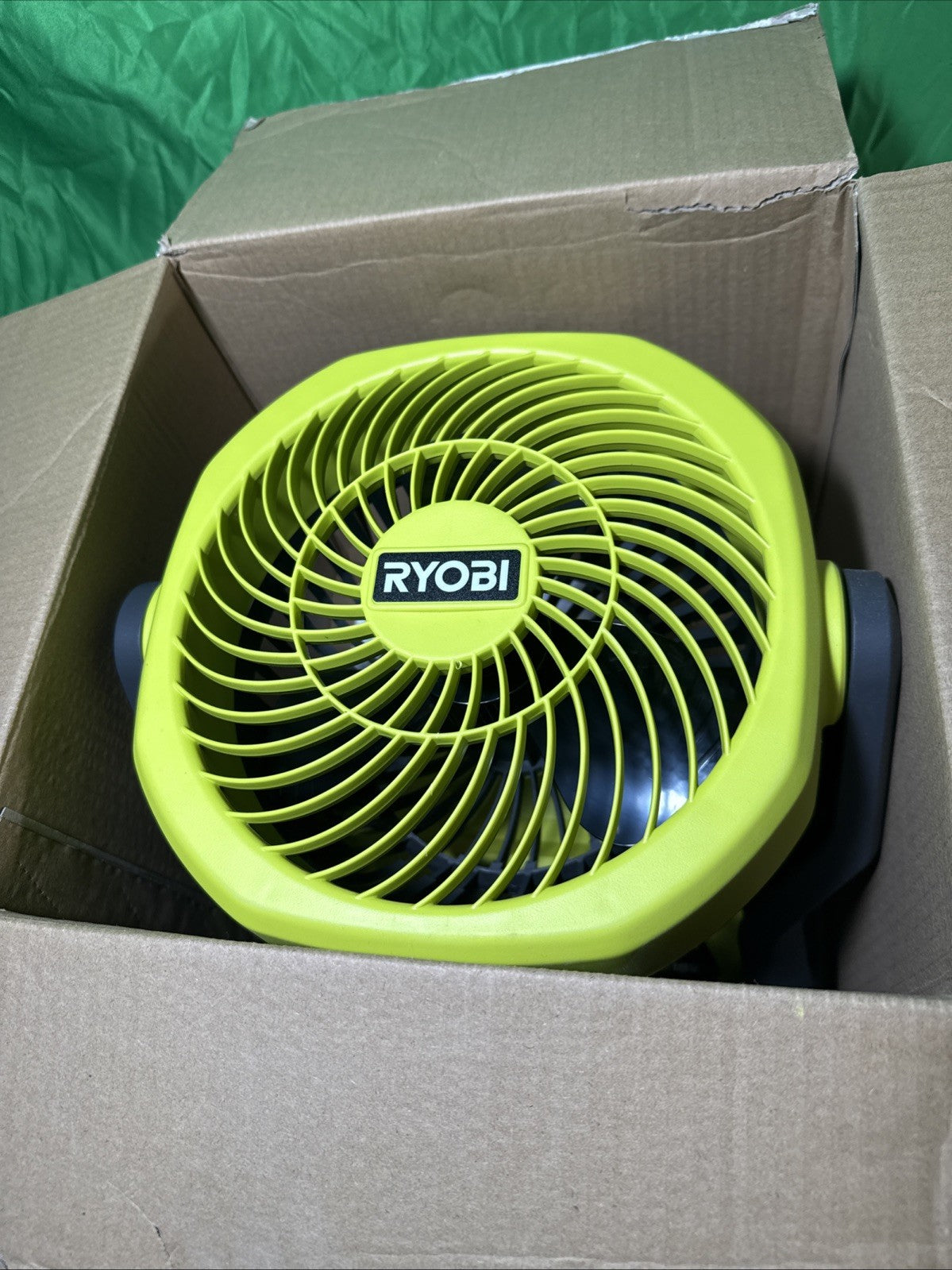 RYOBI ONE+ 18V 7.5" WHISPER Hybrid Fan PCL811K - Tool Only