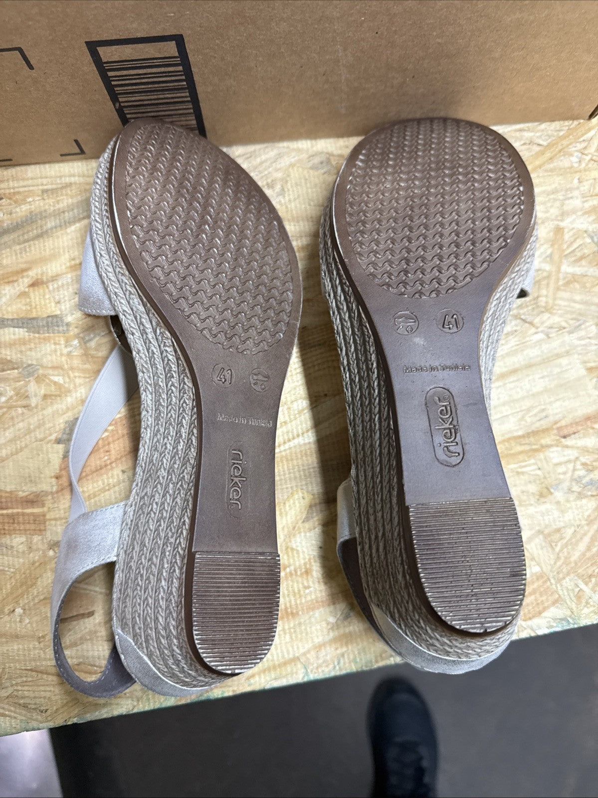 Women’s Reiker FANNI H6 Metallic gold-Size 41 /US 10 Wedge Shoes