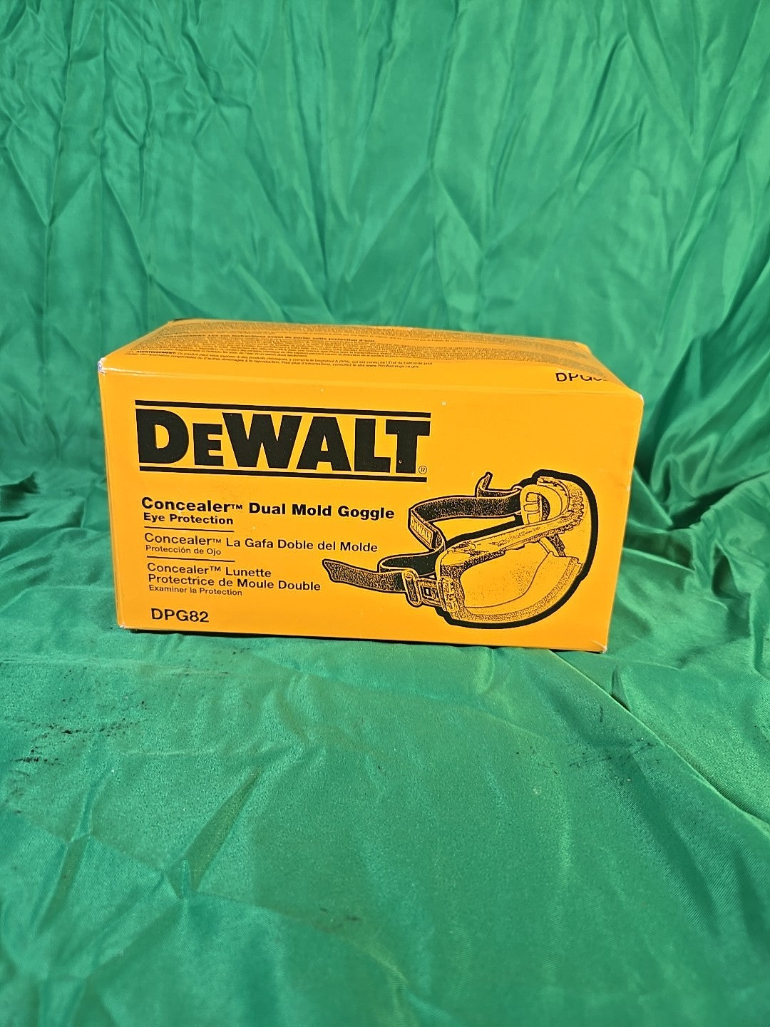 1 PR. DeWalt DPG82-11 CLEAR ANTI FOG Protective Over Glasses Safety Goggles Z87+