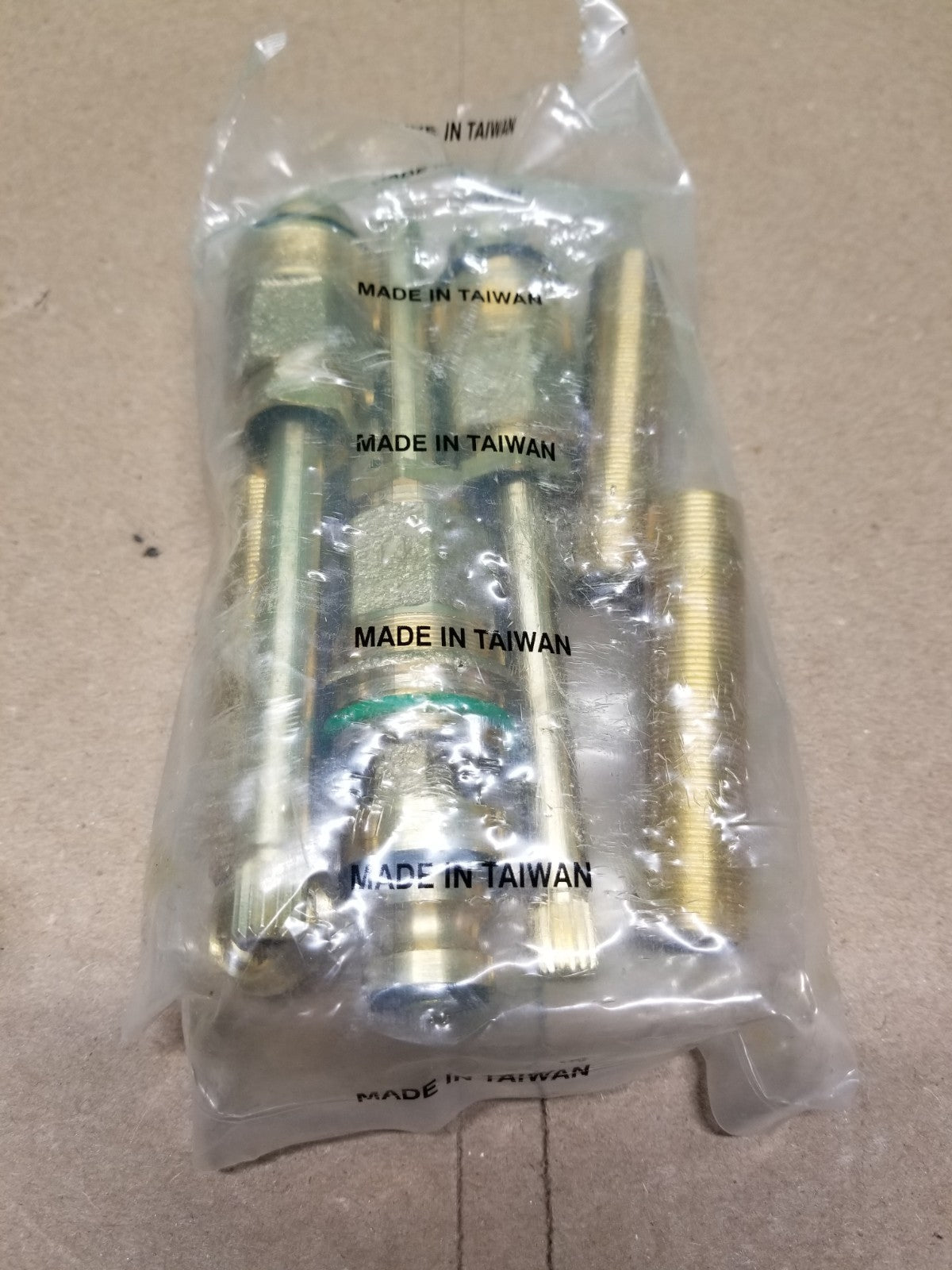 LINCOLN PRODUCTS LIN111879 3 VLV RBLD KIT FITS GERBER