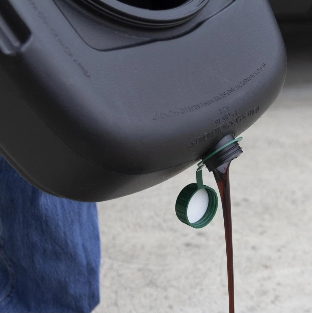 AM06984 12 Quart Oil Drain Pan with Lid Filter Drain Screen and Pour Spout