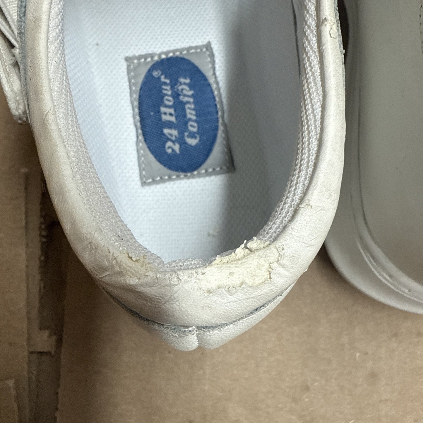 24 HOUR COMFORT Chloe Women's 6 Wide Width Moccasin Design Leather Shoes Nurse