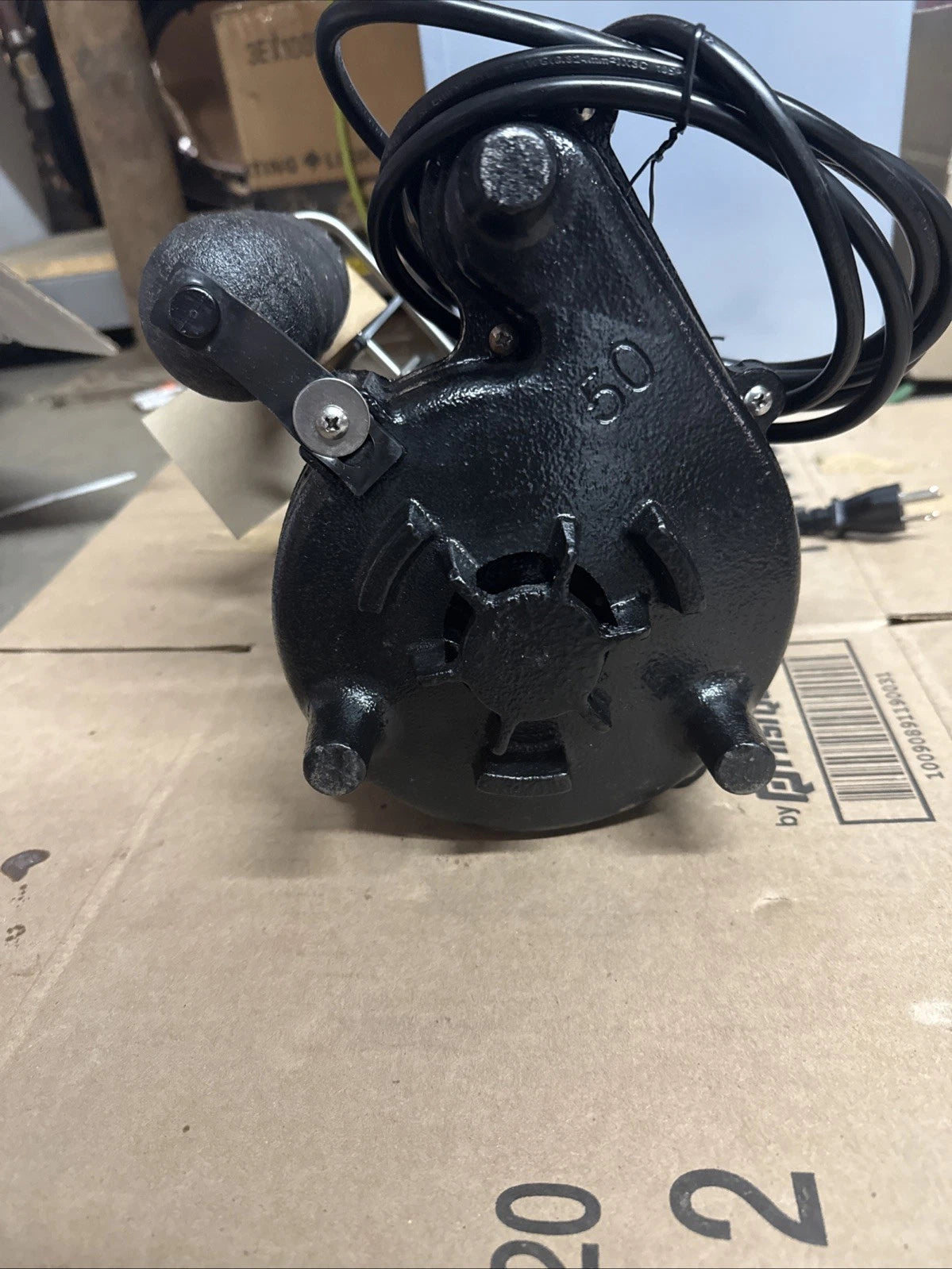 Everbilt 1/2 HP Cast Iron Sump Pump Model # HDS50 OPEN BOX