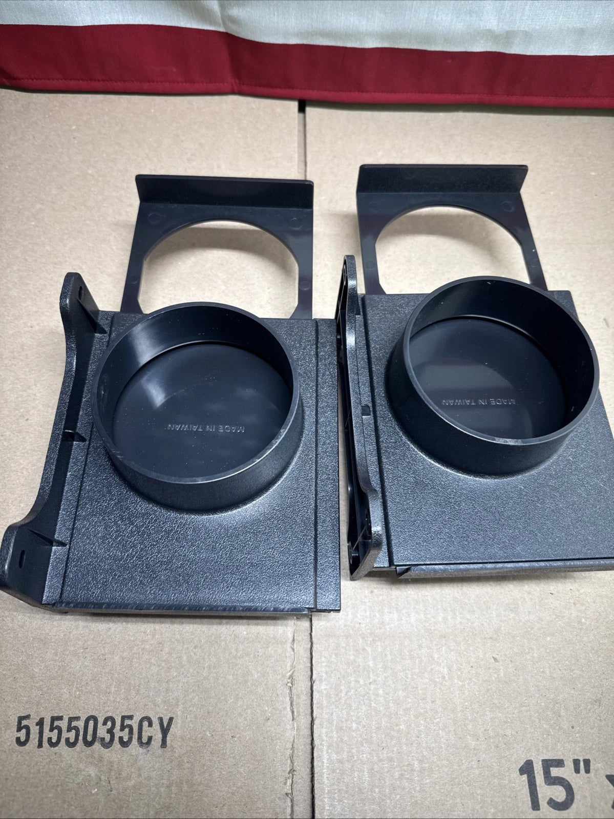 LOT OF 2 POWERTEC 70357 4 Inch Wall Mounting 4 Blast Gate, Black