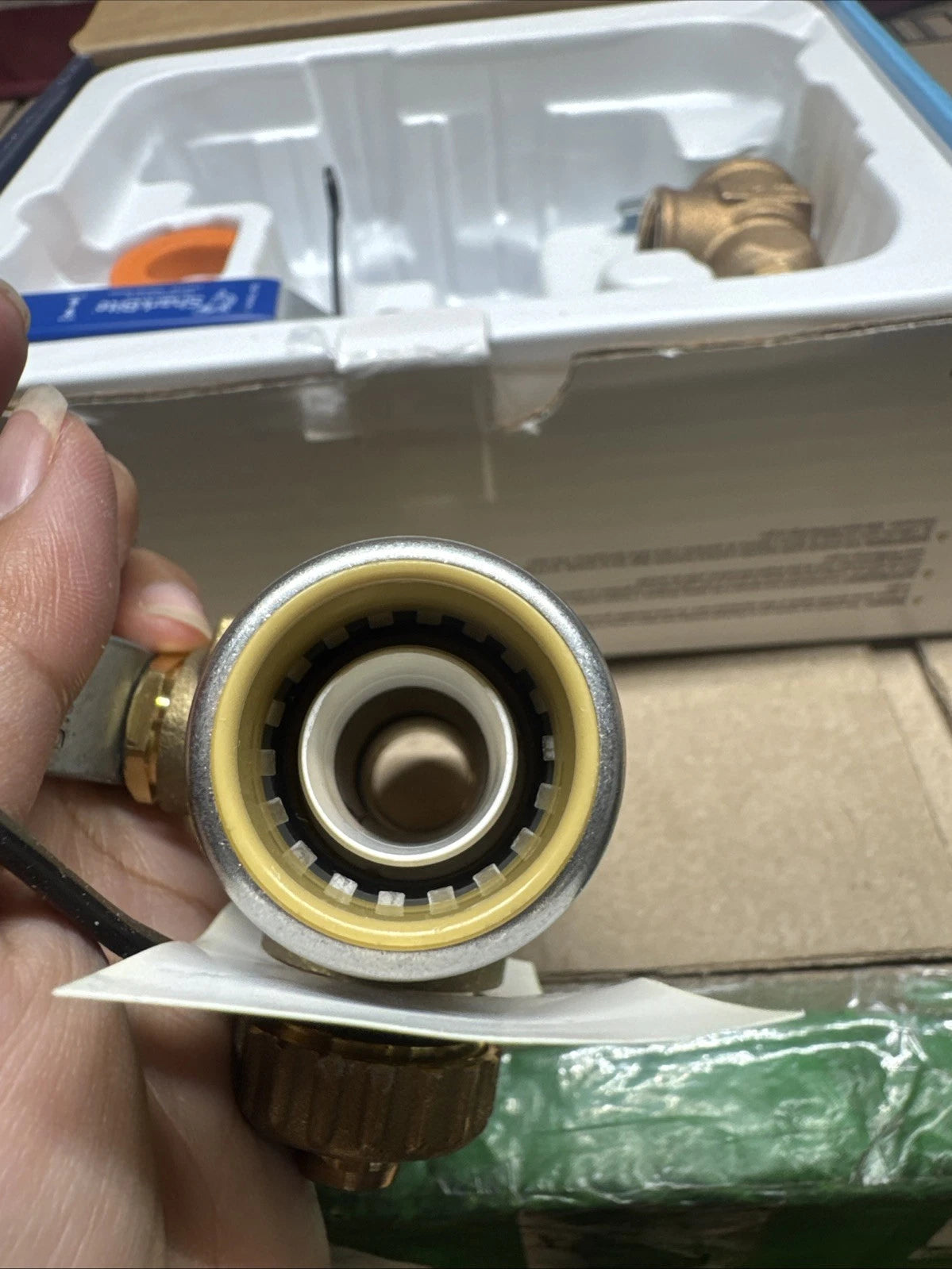 SharkBite 3/4 in. Tankless Water Heater Valves Installation Kit