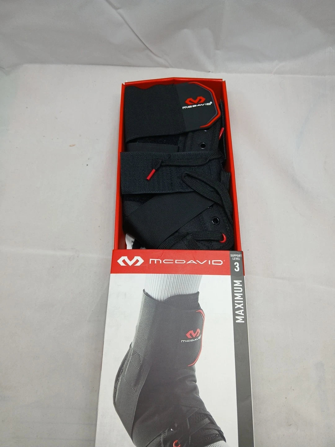 McDavid 195 ankle brace lace-up W/straps level 3 large 9–9.5 New