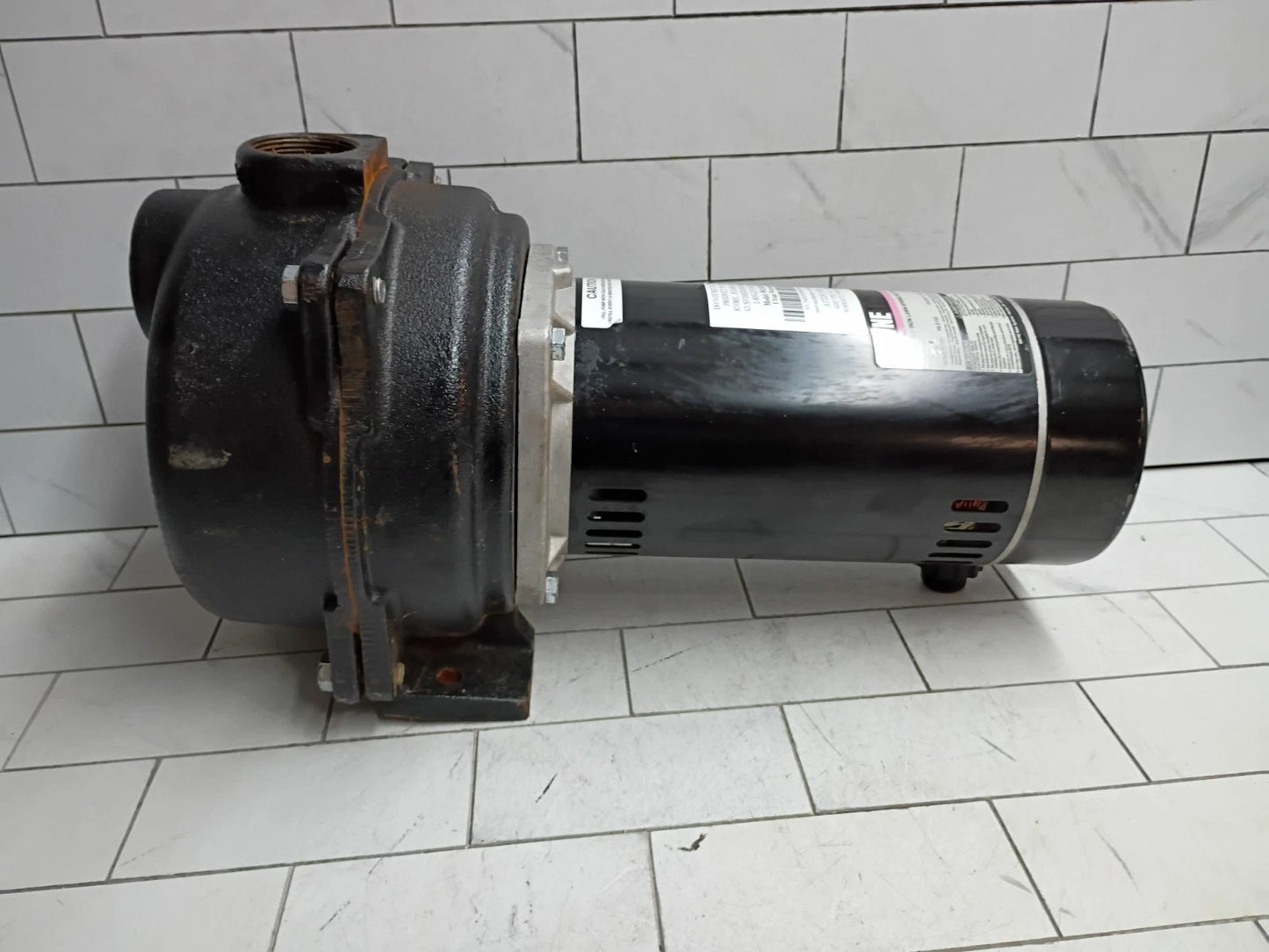 Wayne WLS150 1-1/2HP 230V Castiron Lawn Irrigation Sprinkler pump FOR PARTS ONLY