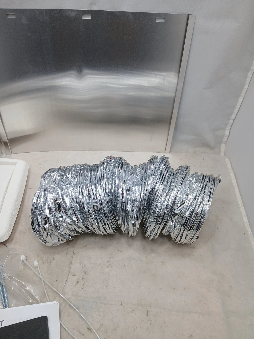 Broan-NuTone WVK2A Flexible Wall Ducting Kit for Ventilation Fans Exhaust Fans.