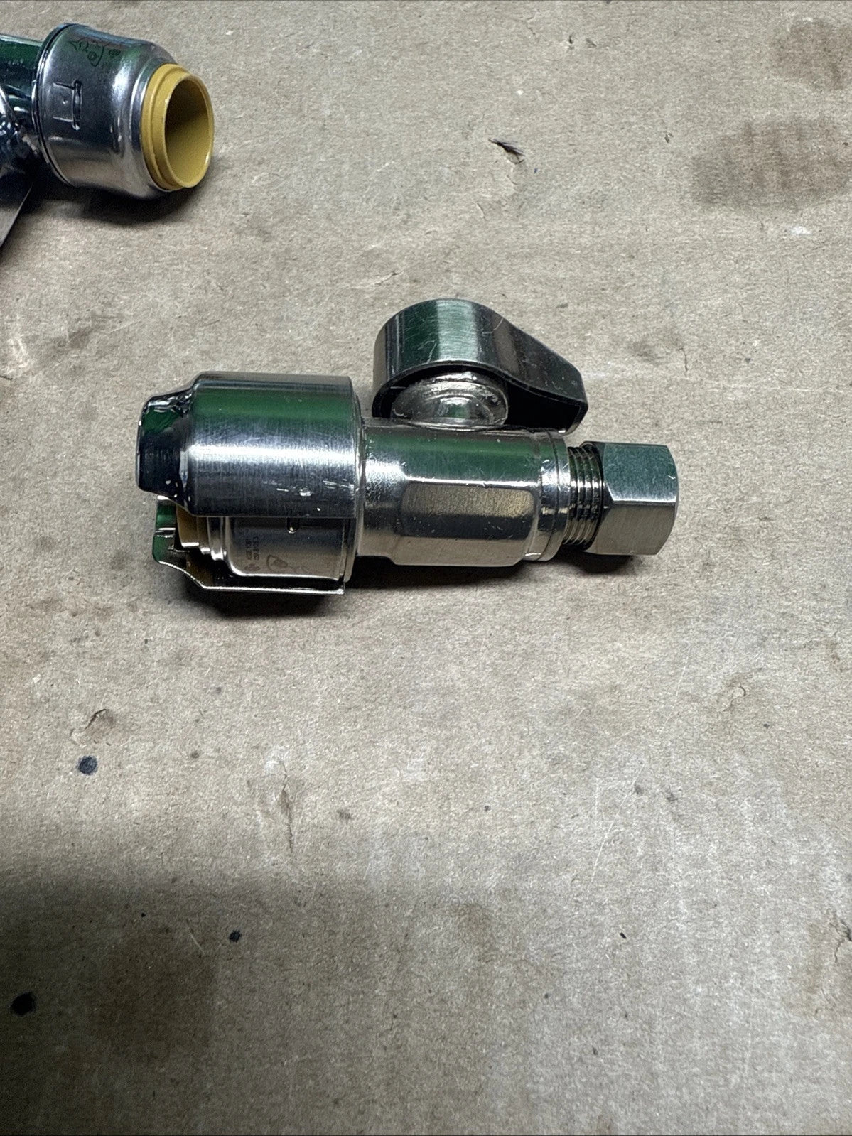 SharkBite Max 1/2” Angle Stops LOT OF ASSORTED STOPS READ DISCRIPTION