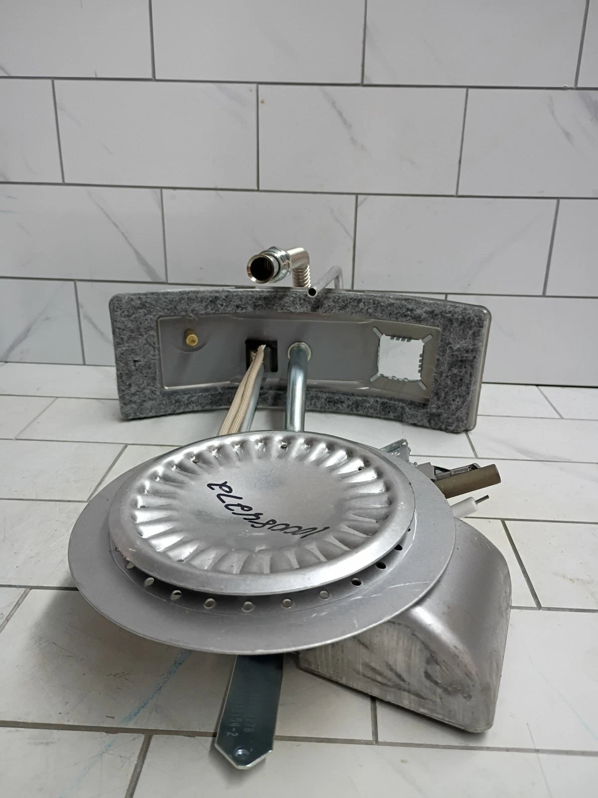 Premier Plus Replacement Burner for Gas Water Heaters, BFG 50T40, READ DESCRIPTI