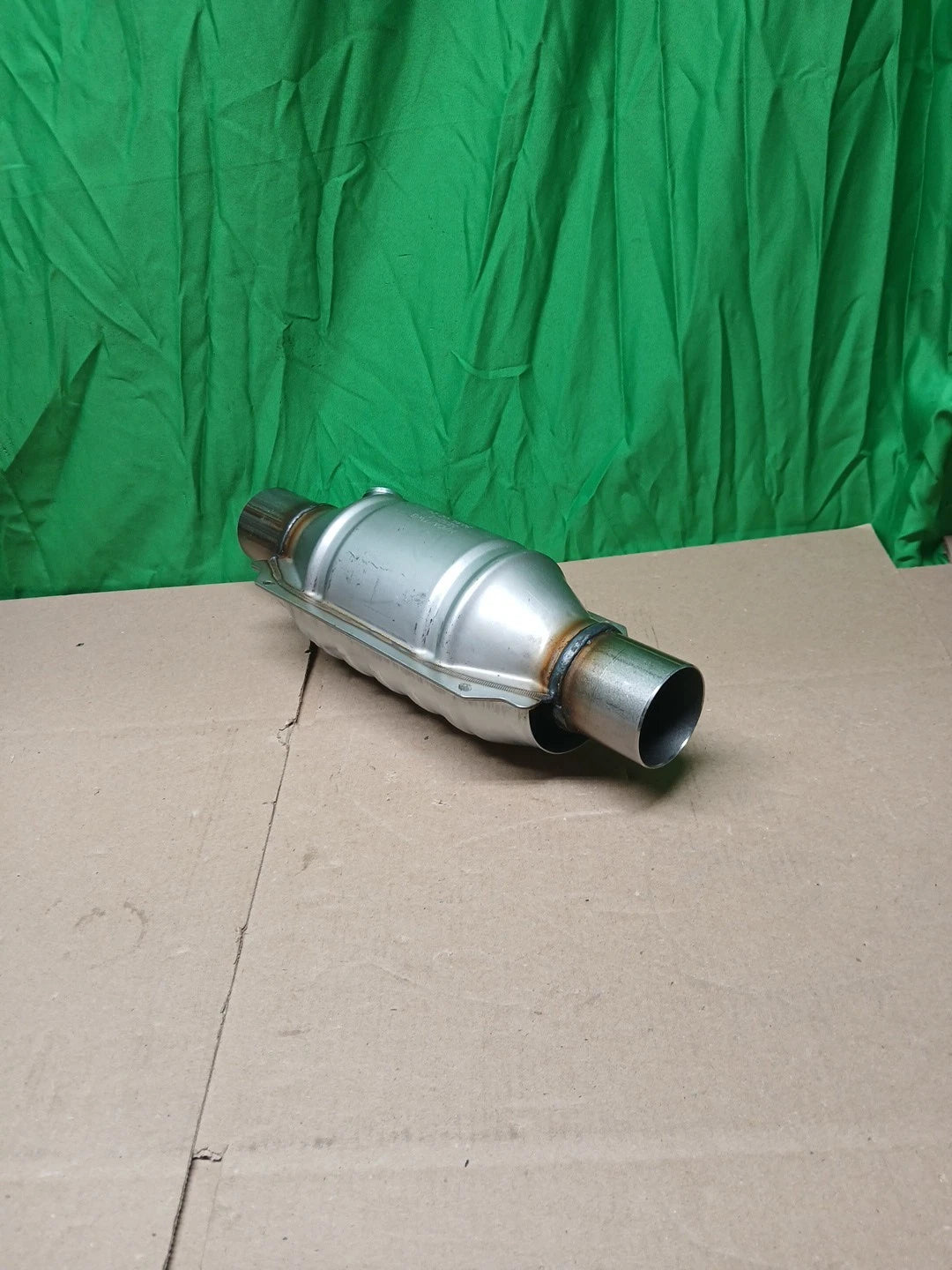 Nilight 2" Inlet/Outlet Catalytic Converter with Heat Shield 2" Universal Cat