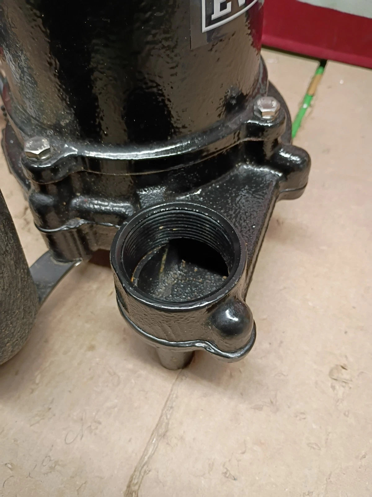 Everbilt HDS50 1/2 HP Cast Iron Sump Pump Model OPEN BOX.