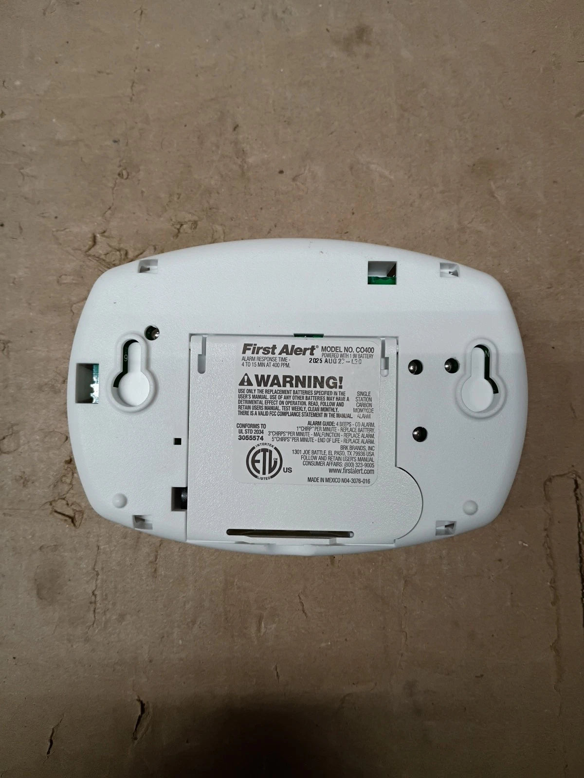 Lot Of 2 First Alert CO400 Carbon Monoxide Alarm Detector W/ Battery
