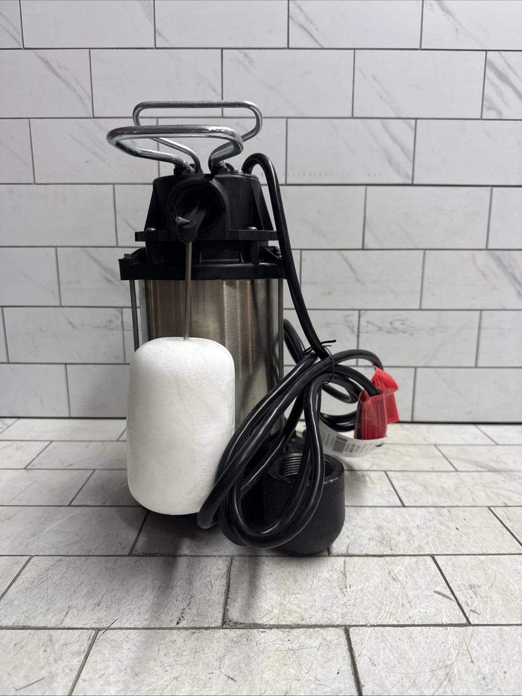Wayne 58321-WYN3 CDU980E 3/4 HP Cast Iron & Stainless Steel Sump Pump Open Box