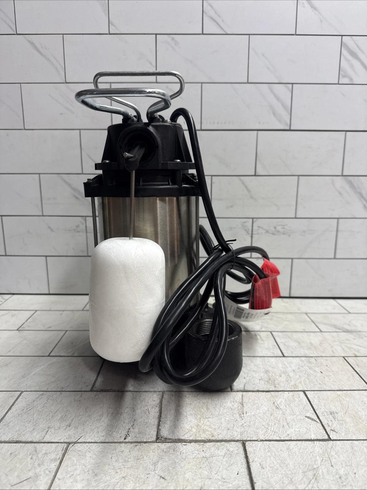 Wayne 58321-WYN3 CDU980E 3/4 HP Cast Iron & Stainless Steel Sump Pump Open Box
