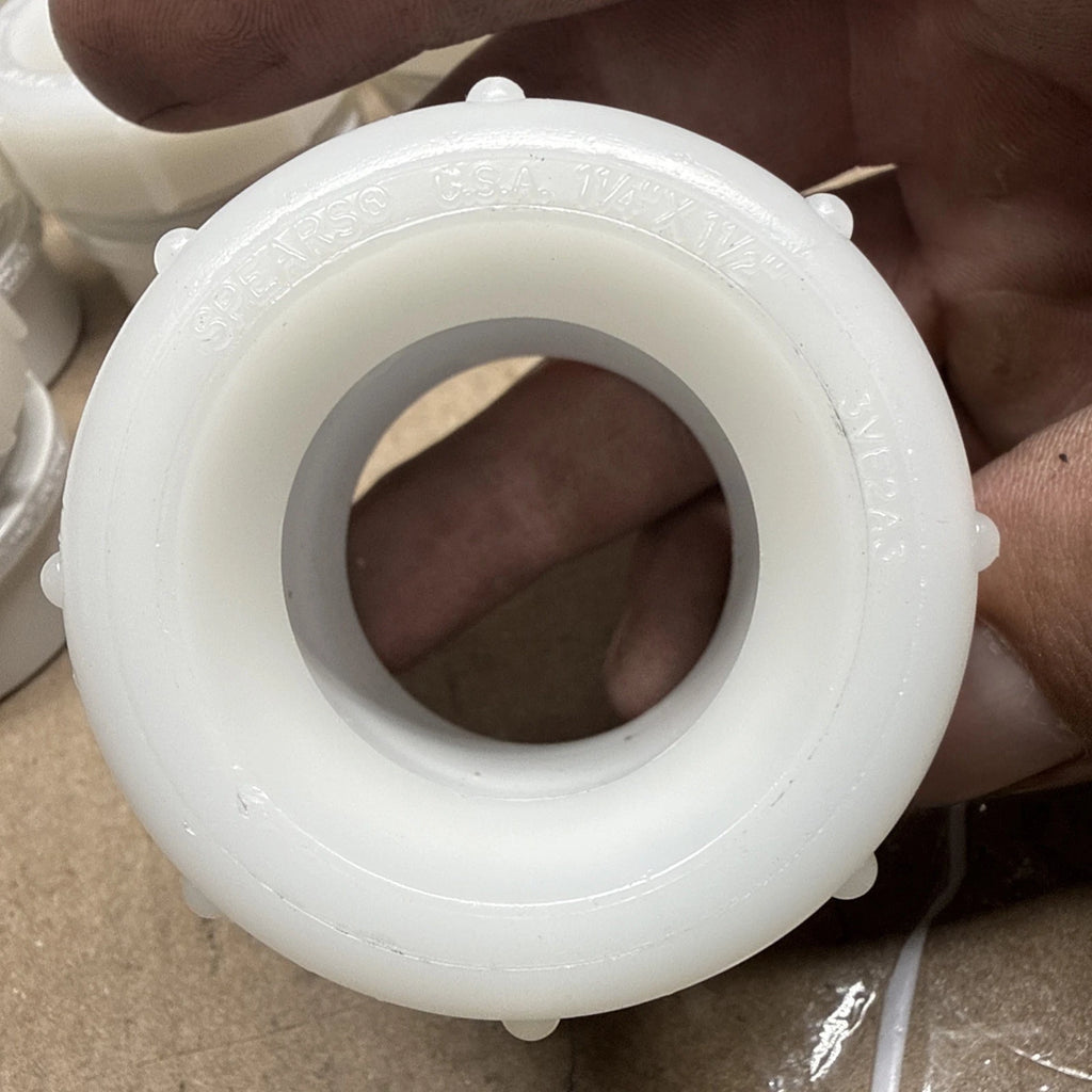 74PK 1-1/2" x 1-1/4" PVC DWV Male Trap Adap w/ Plastic Nut Spigot x Tubular Slip