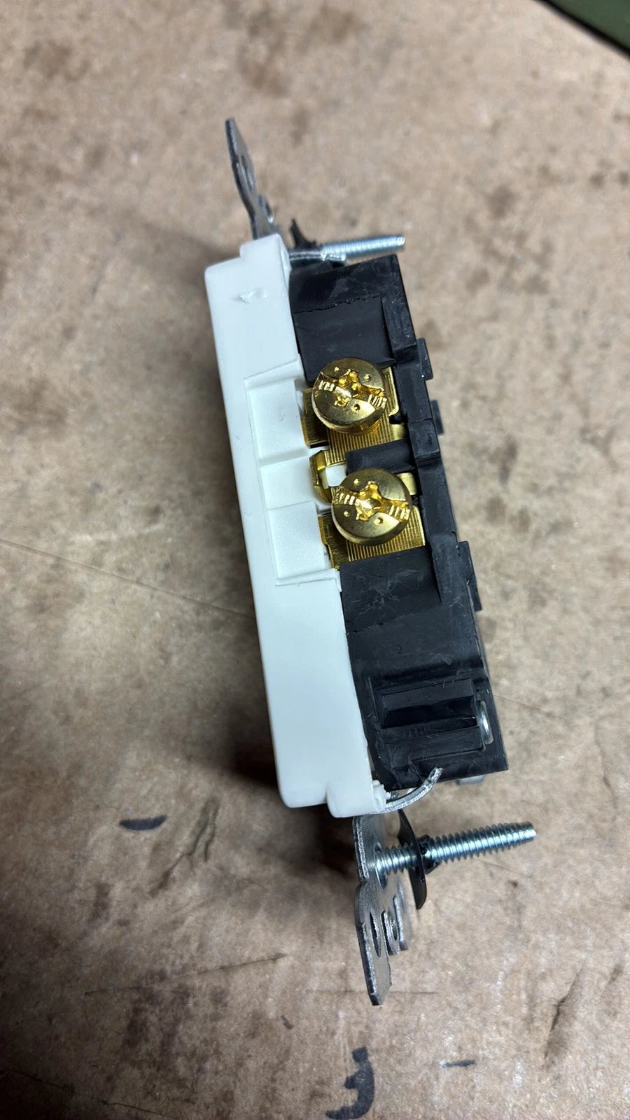 2Pack Of 10 Leviton Decora 15 Amp 125V Duplex Receptacle, White 5325-WMP
