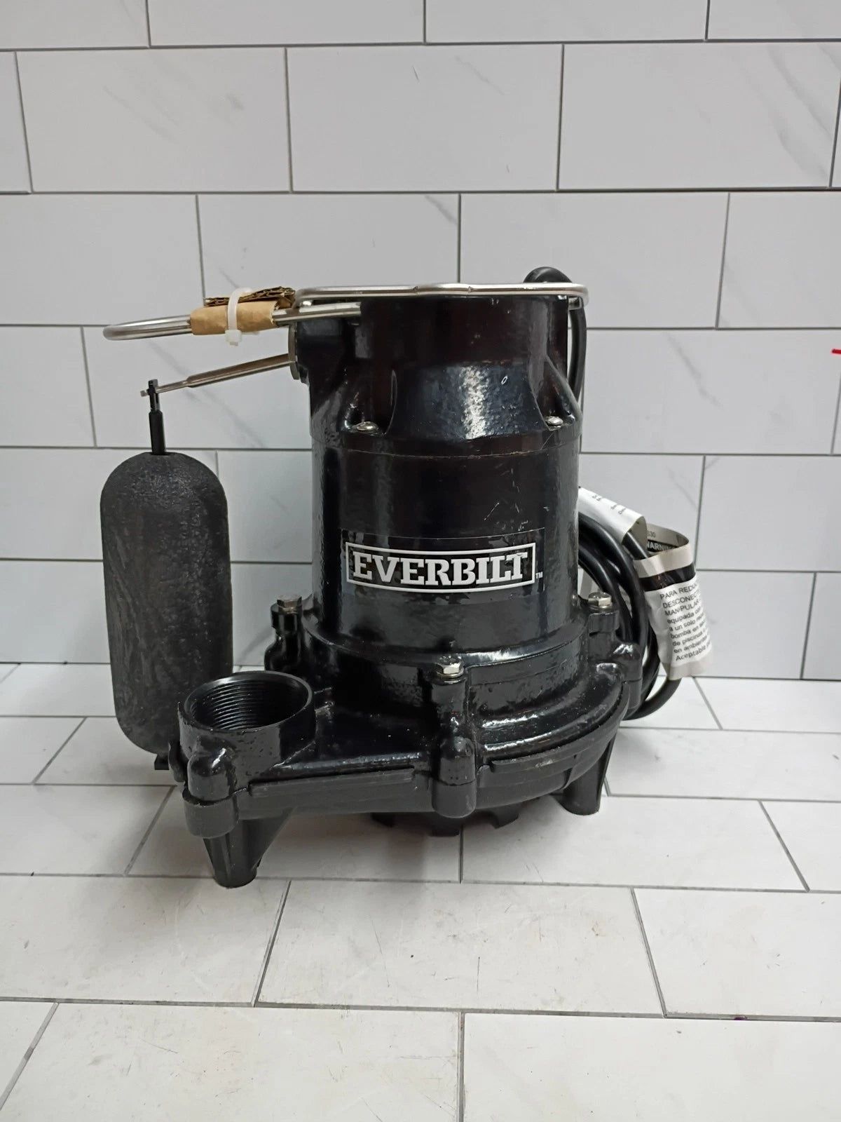 Everbilt 1000041119 1/3 HP Cast Iron Submersible Sump Pump Read Description