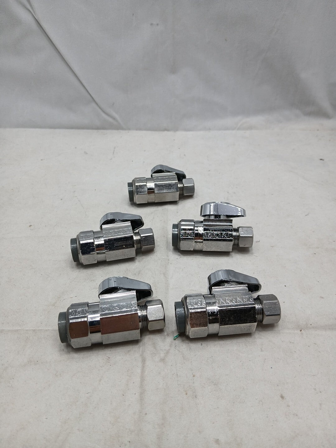 BrassCraft 1/2 in. Nom Push Connect Inlet x 3/8 in. OD Comp Outlet 1/4-Turn  5pc