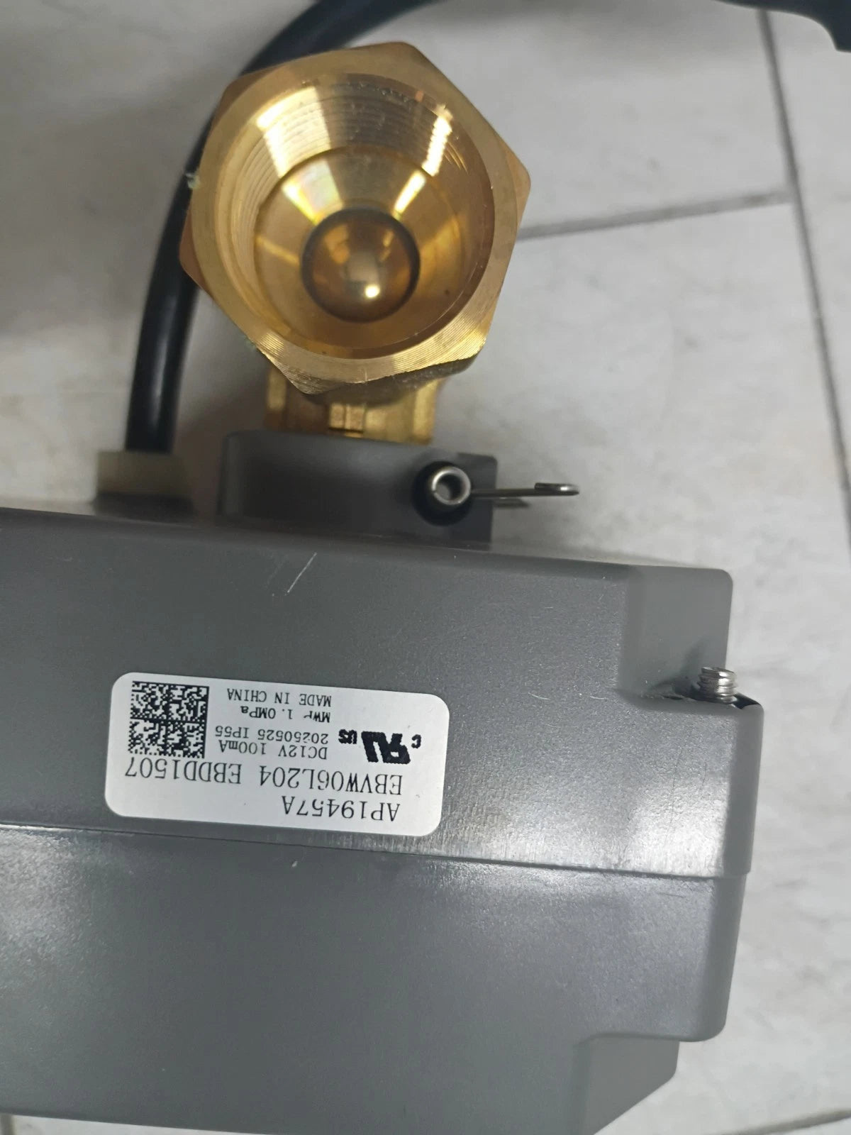 Rheem Leakguard Automatic Shut Off Valve AP19457 Open Box