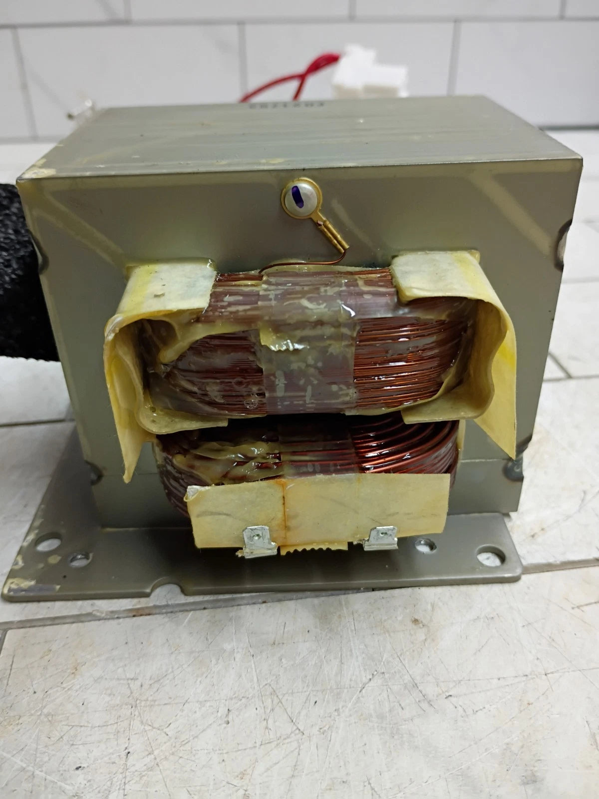 SHV-UT1136B OEM SAMSUNG Microwave High Voltage Transformer Parts Only