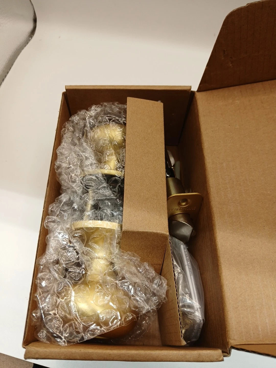 Design House Cambridge Keyed Entry Brass Door Knob in Satin Gold r6