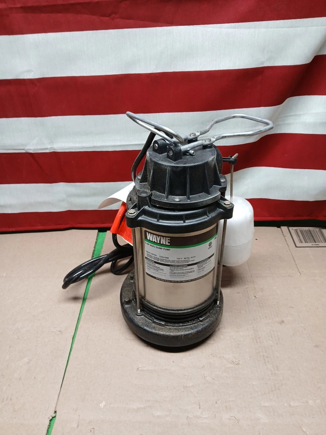 Wayne CDU1000 1 HP Stainless Steel Cast Iron Submersible Sump Pump NOB.