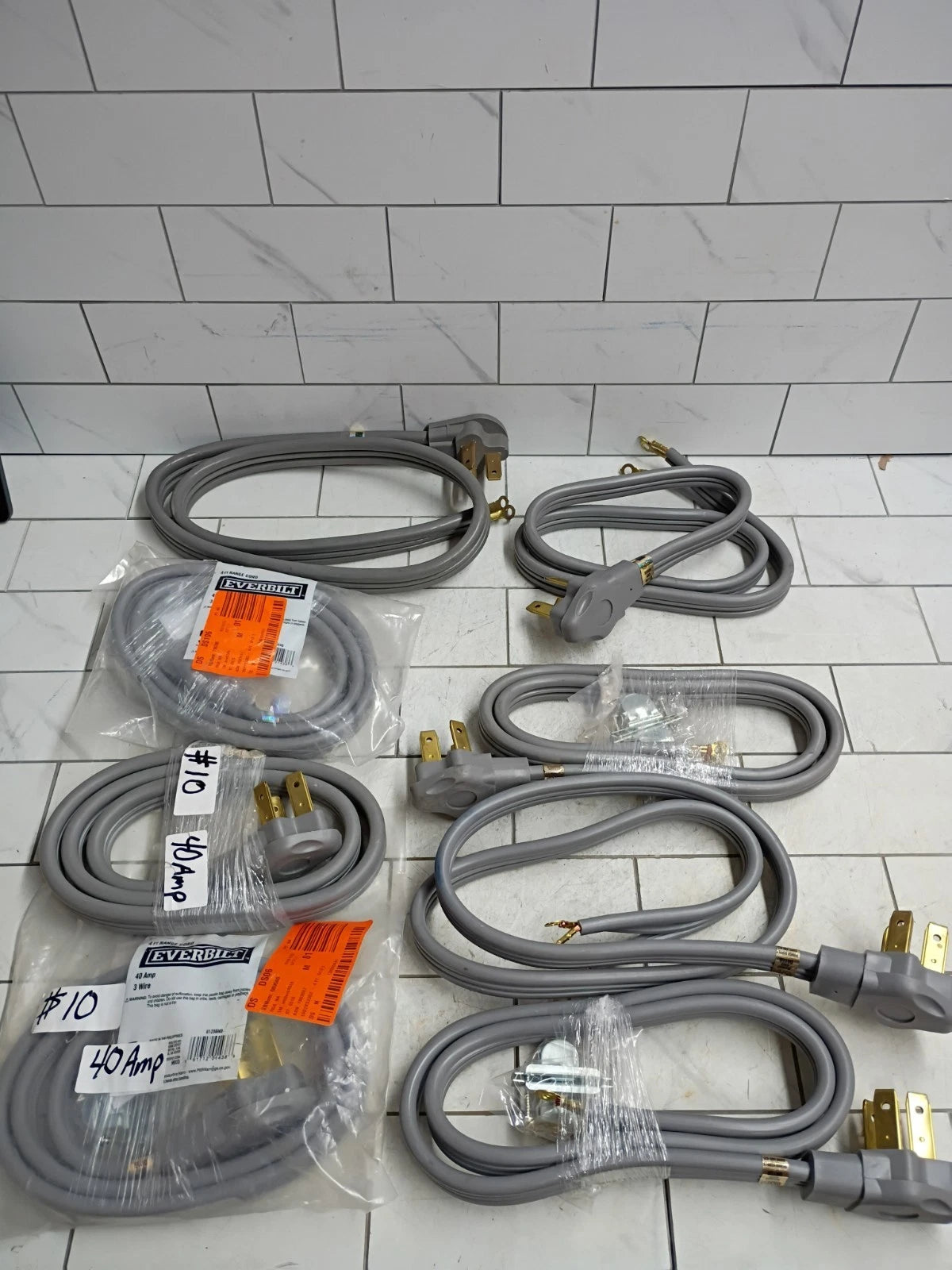 8pk Everbilt 61256HD 4 ft. 40 Amp 3 Wire 6/8 3-Wire Electric Range Plug, OB,