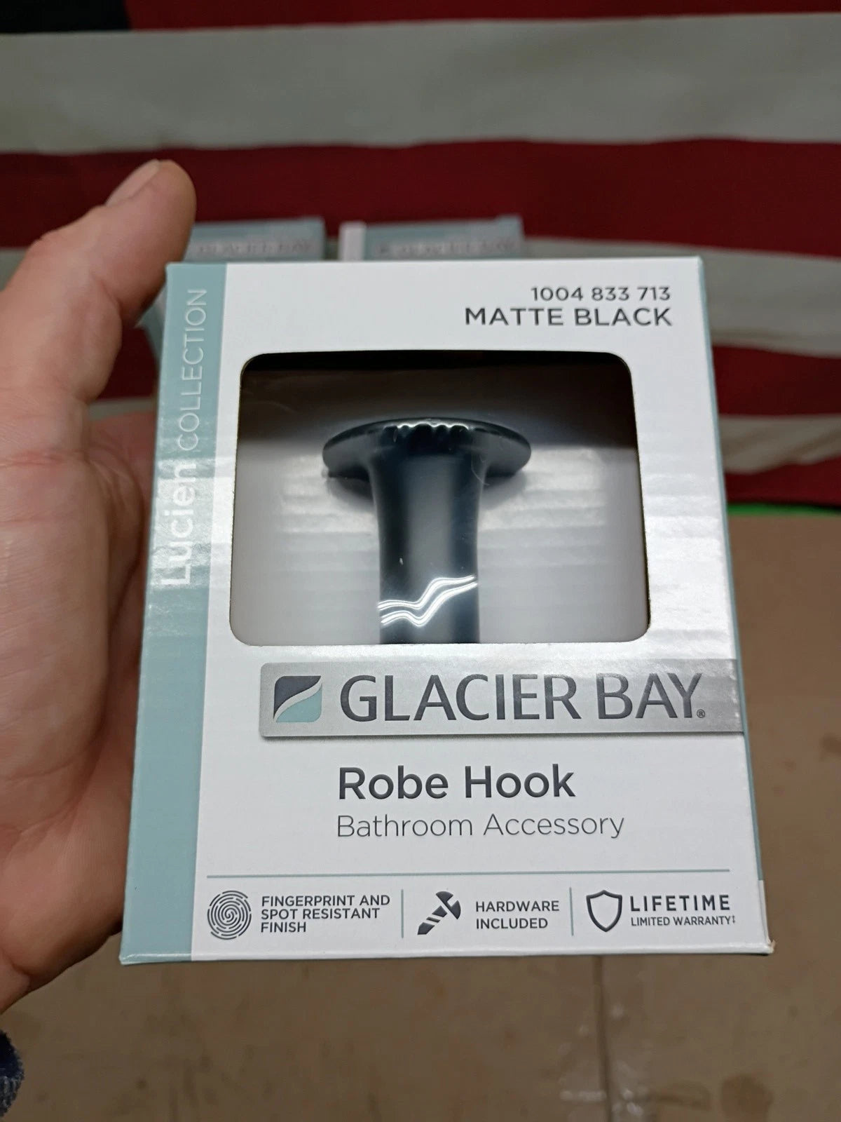 4Pk Glacier Bay BTH-003-105 Lucien Robe Hook in Matte Black