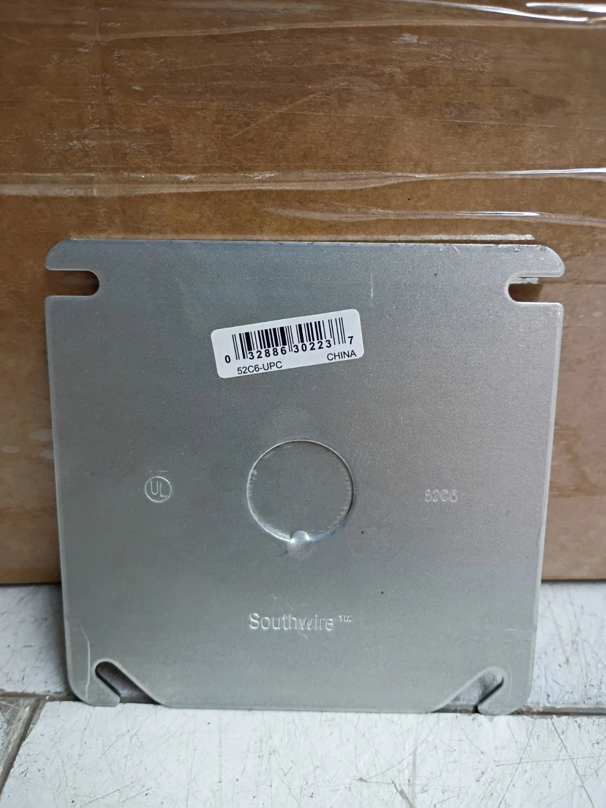 QTY 135 - Southwire 52C6-UPC 4"x4" Square Steel Covers Plates w/ center knockout