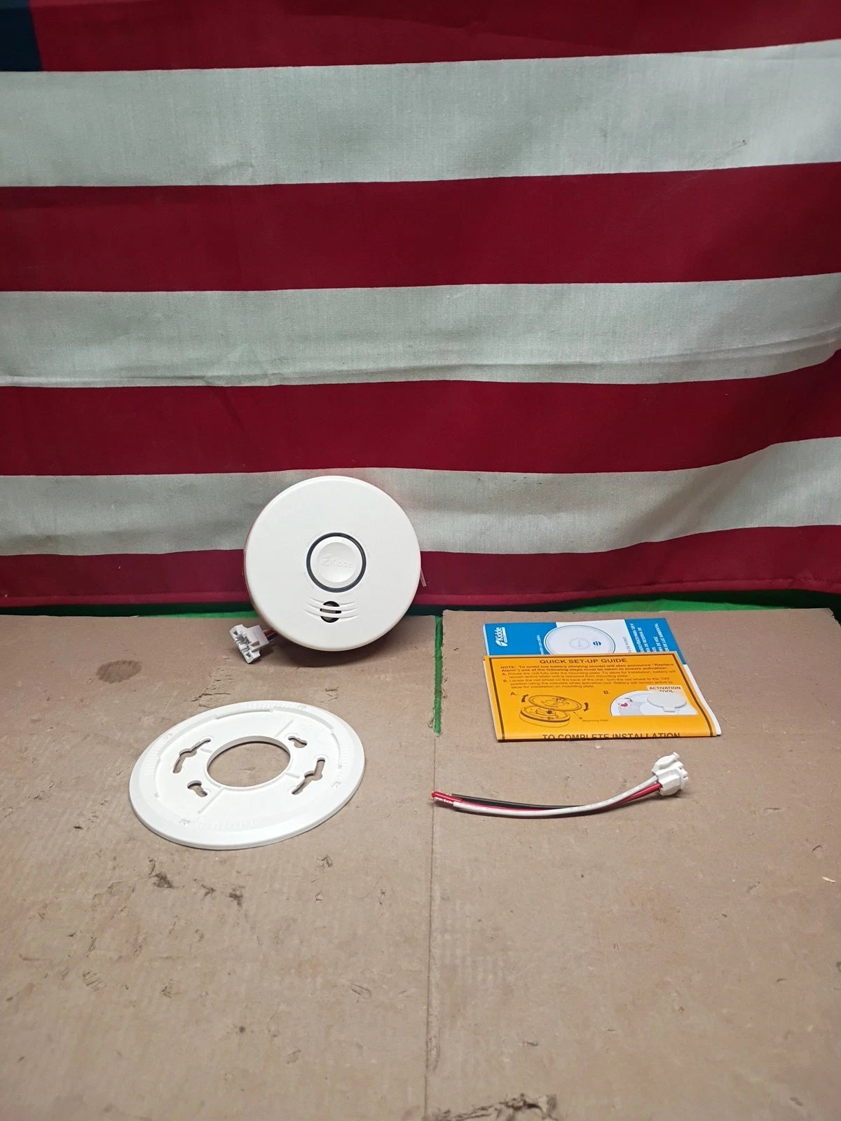 Kidde Hardwired Smoke Detector with Voice Alarm 10 Year Battery Backup P4010ACS