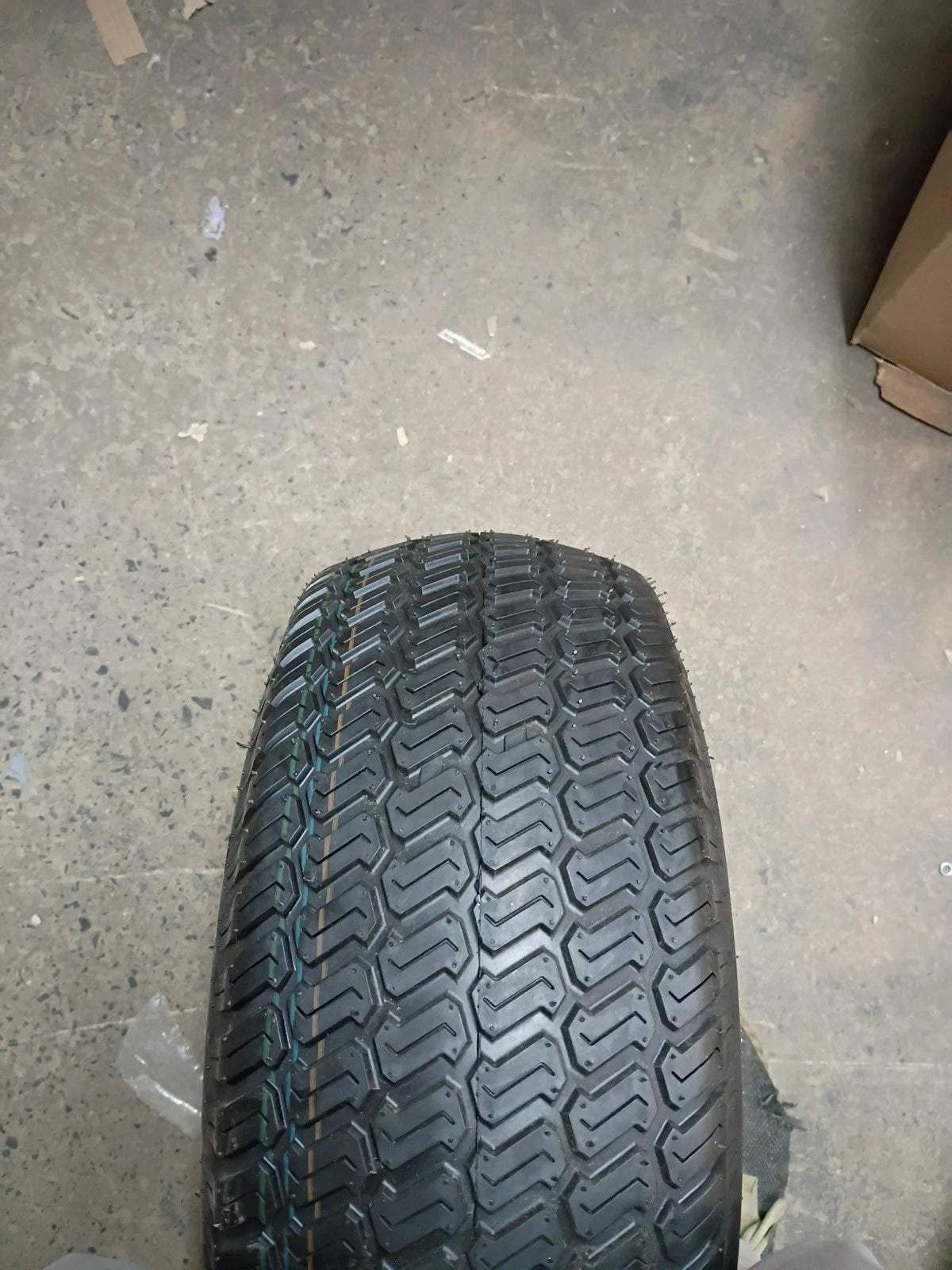 Rear Wheel Tire for Ryobi RYRM8060 T42Li 80V New Riding Lawn Rear Wheel