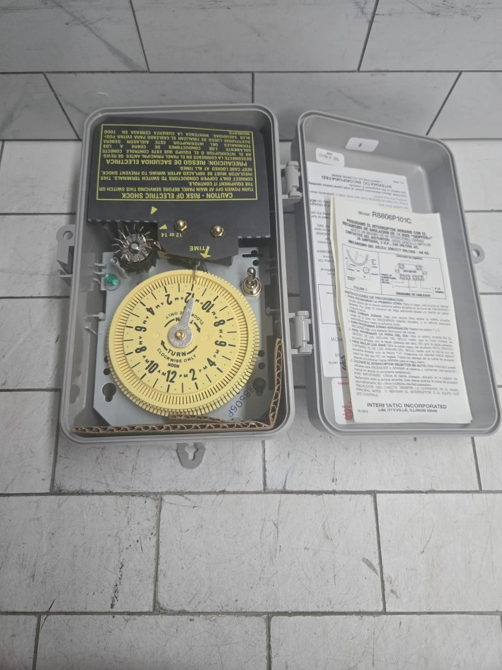 Intermatic R8806P1101d28 Sprinkler Irrigation Timer w/ 14 Day Skipper - Open Box