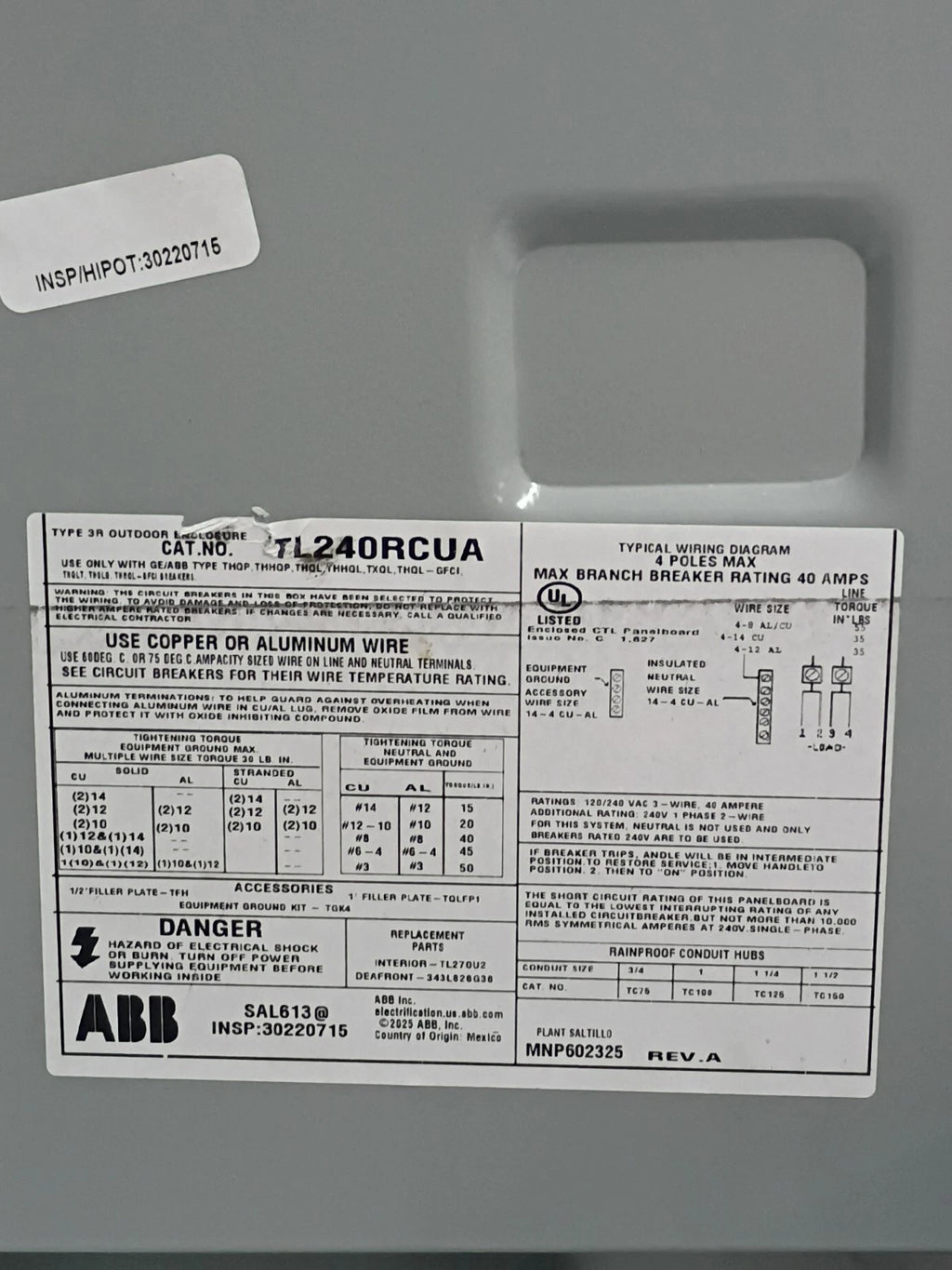 GE ABB TL240RCUA 40 Amp 2-Space 4-Circuit Outdoor Main Lug Load Center OB