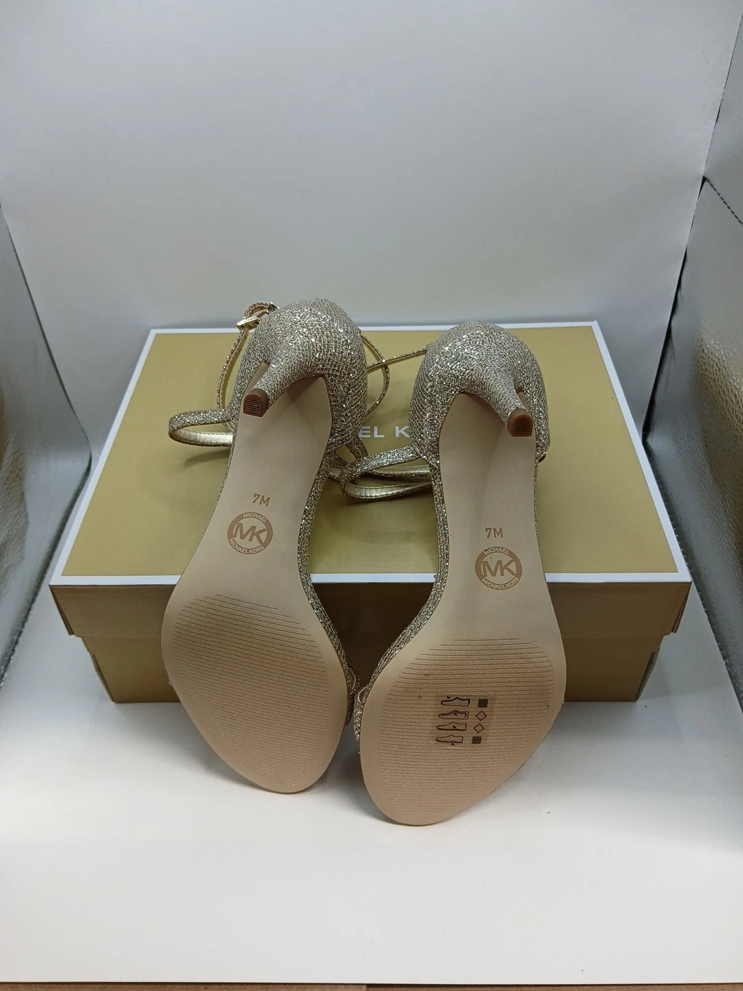 Michael Kors Glitter Strap Sandal - Size 7 M