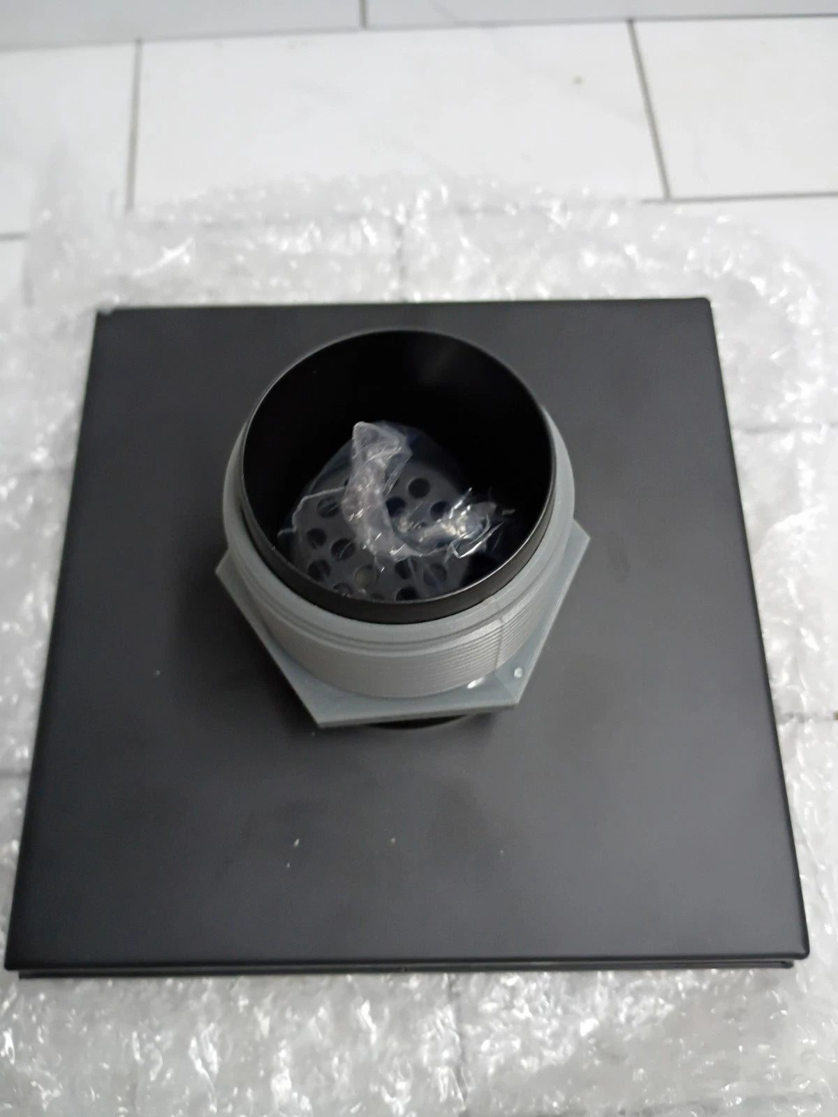 2PK Oatey Designline Square Shower Drain Matte Black 6" x 6" Open Box