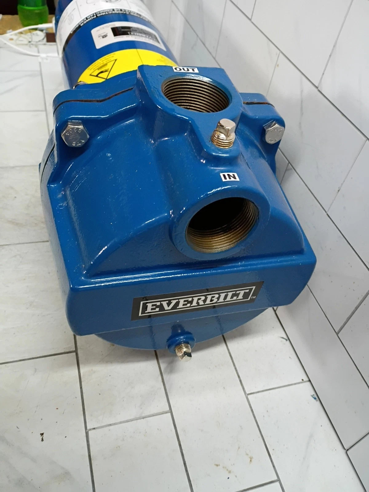 Everbilt 1-1/2 HP Cast Iron Lawn Irrigation Pump 115 /230 Dual Voltage FOR PARTS
