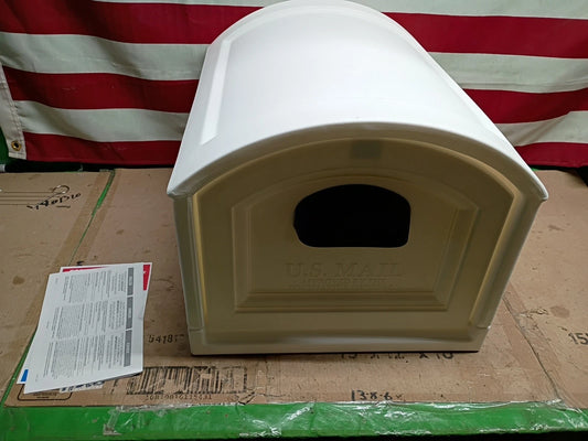 Step2 518199 Classic White XL Town-to-Town Post-Mount Mailbox, Open Box