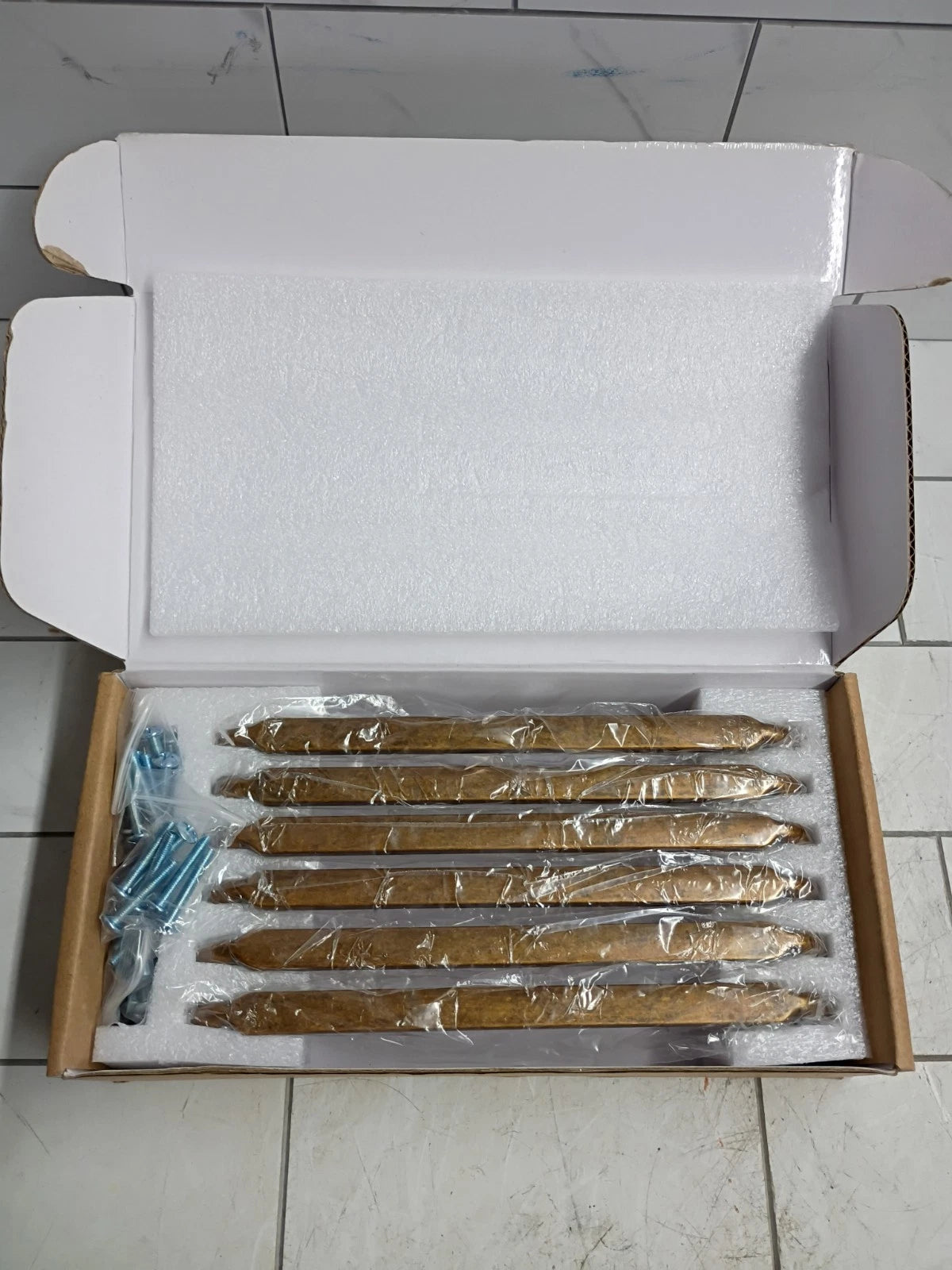 6pk Art and Design Decorative Hardware 1827-GUTON-128 5" P-bar Open Box Read