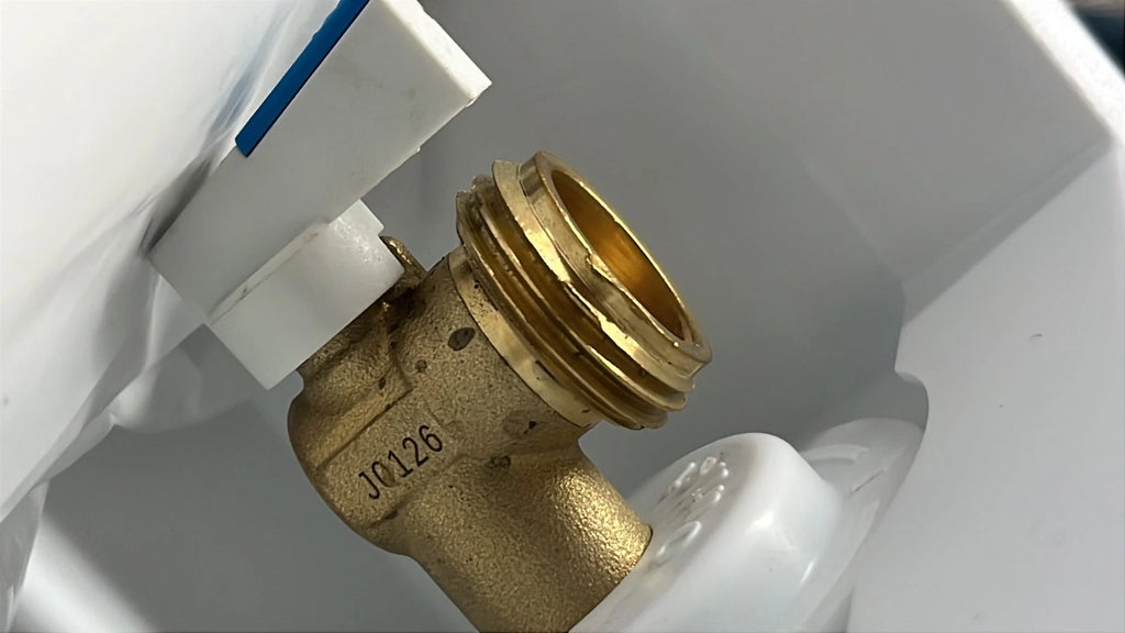 Everbilt 1/2 Brass SWT/MNPT Washing Machine Outlet open box READ DESCRIPTION*